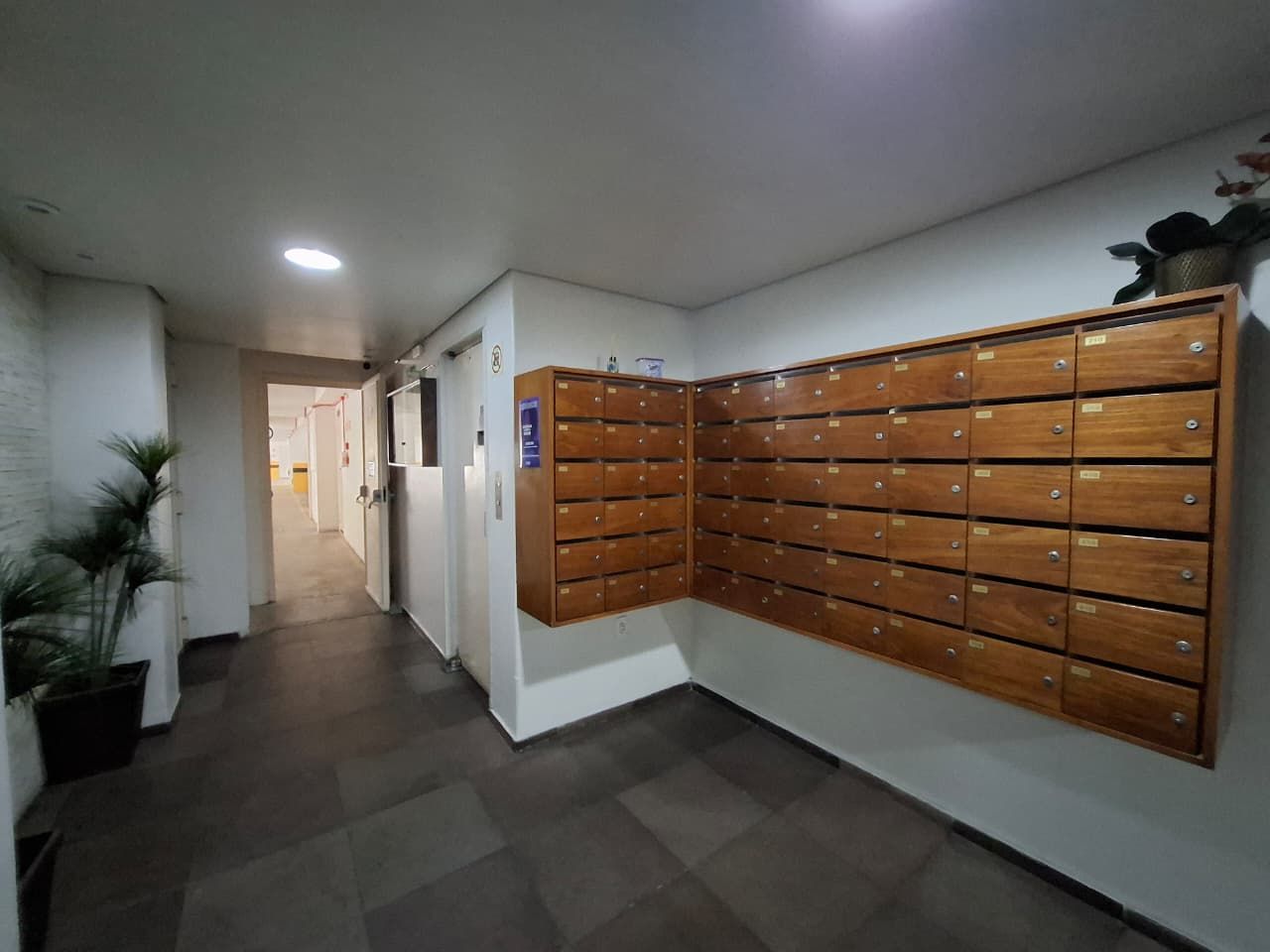 Apartamento para venda no bairro Azenha em Porto Alegre