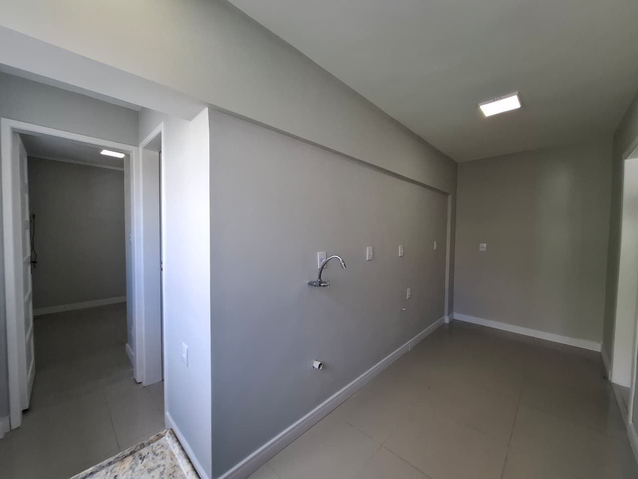 Apartamento para venda no bairro Azenha em Porto Alegre