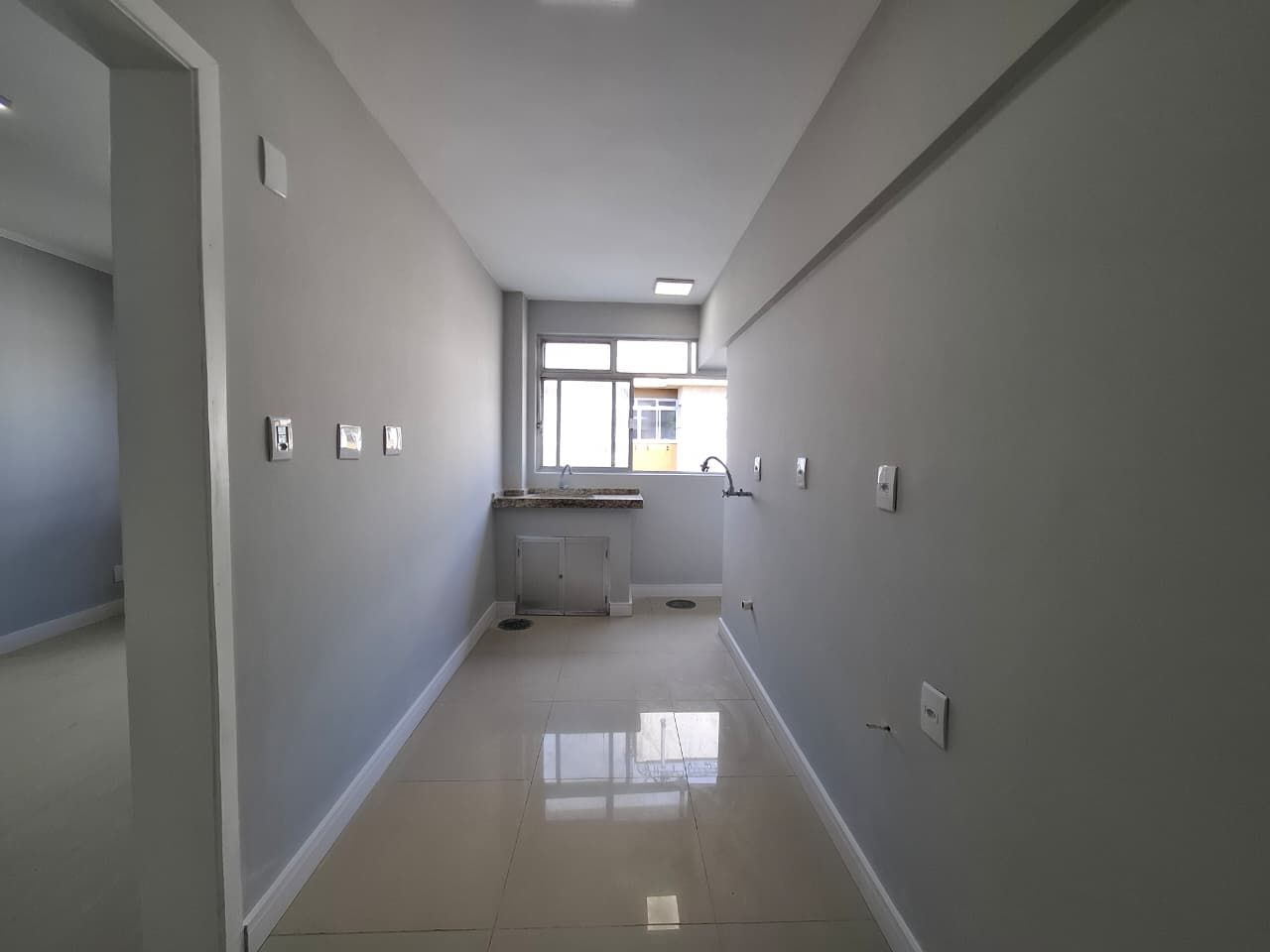 Apartamento para venda no bairro Azenha em Porto Alegre