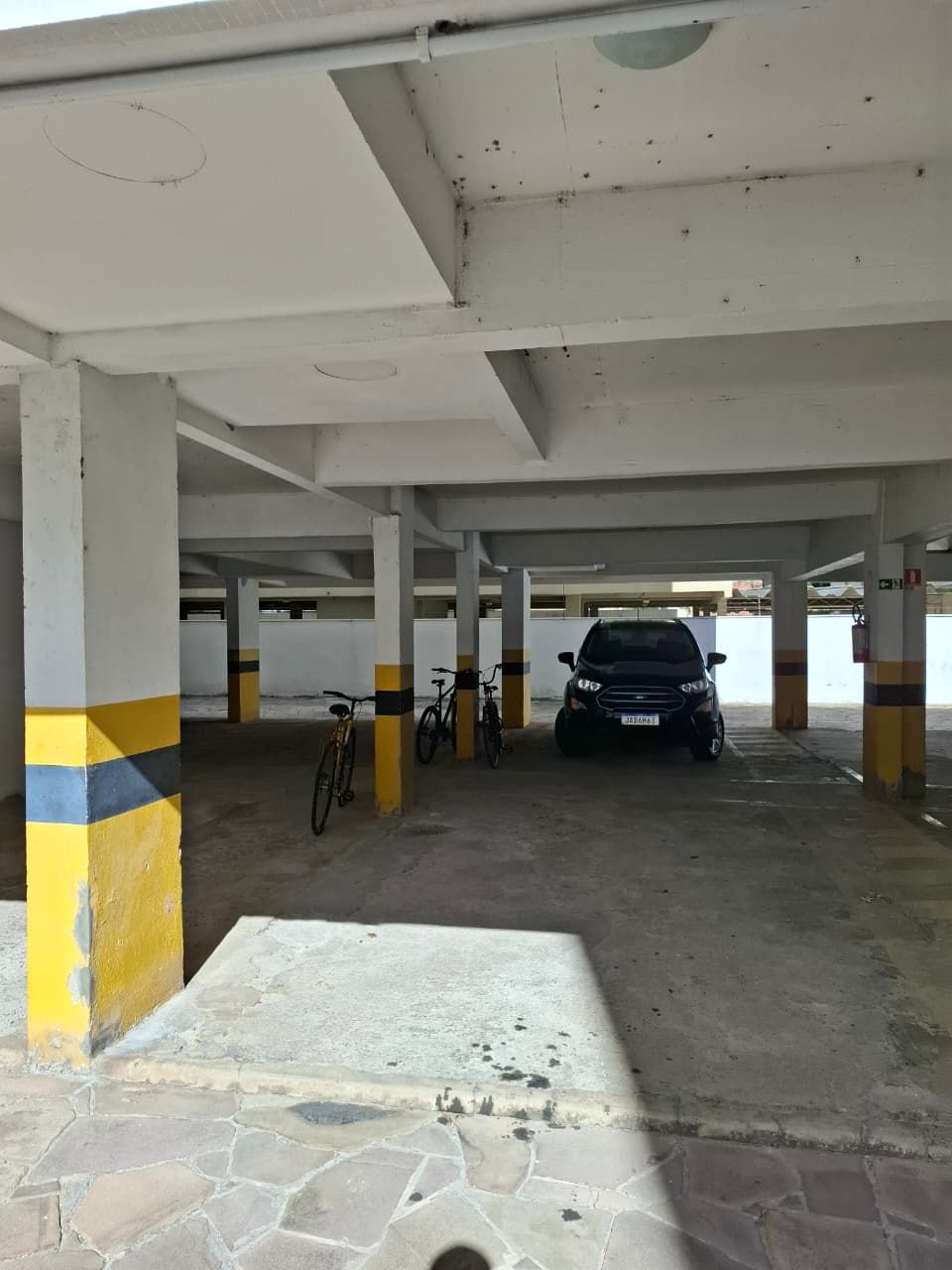Apartamento para venda no bairro Azenha em Porto Alegre