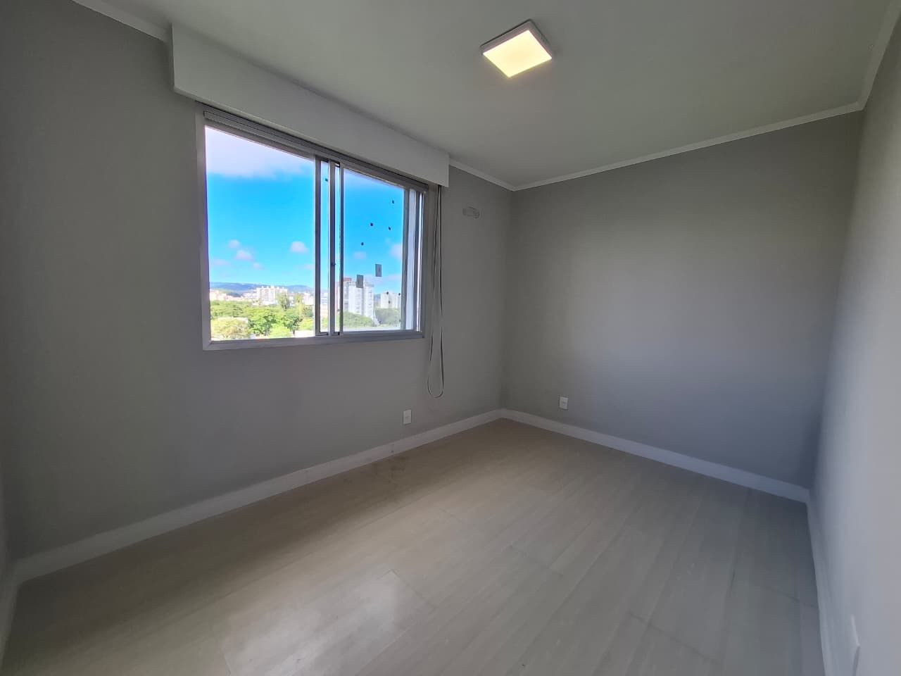 Apartamento para venda no bairro Azenha em Porto Alegre