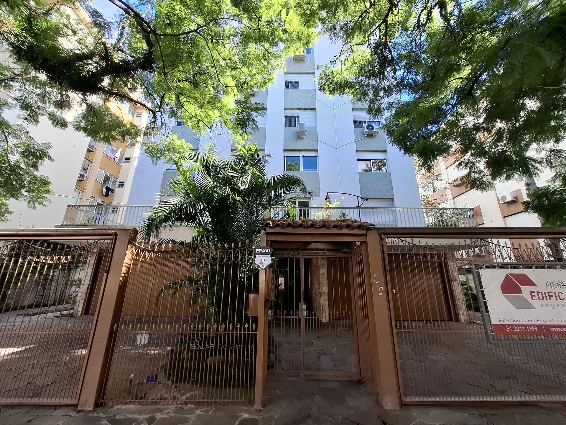 Apartamento para venda no bairro Azenha em Porto Alegre