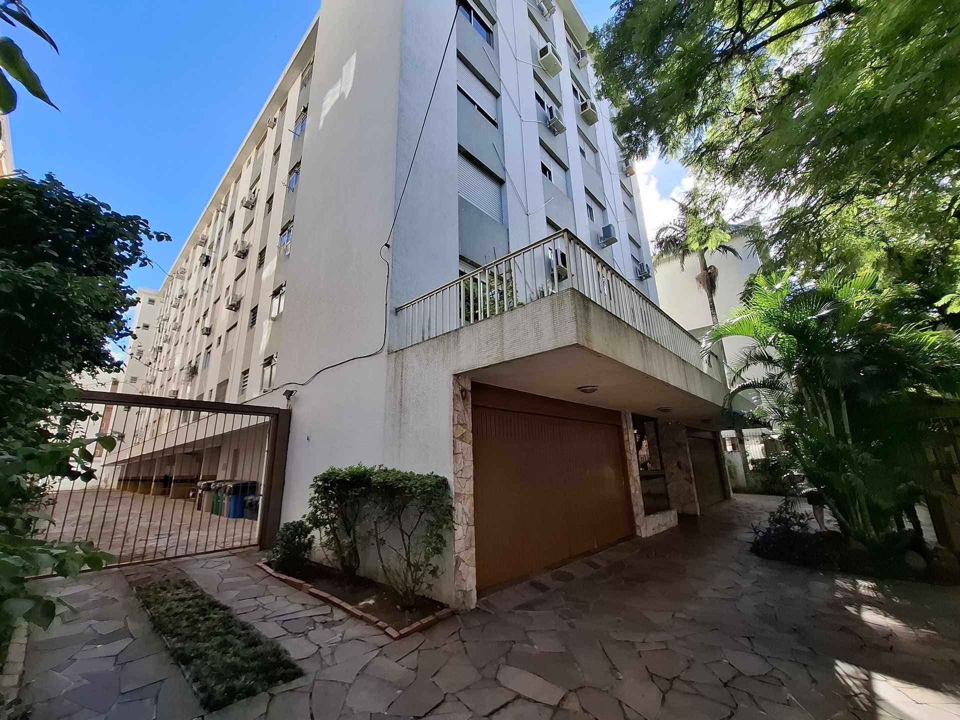 Apartamento para venda no bairro Azenha em Porto Alegre