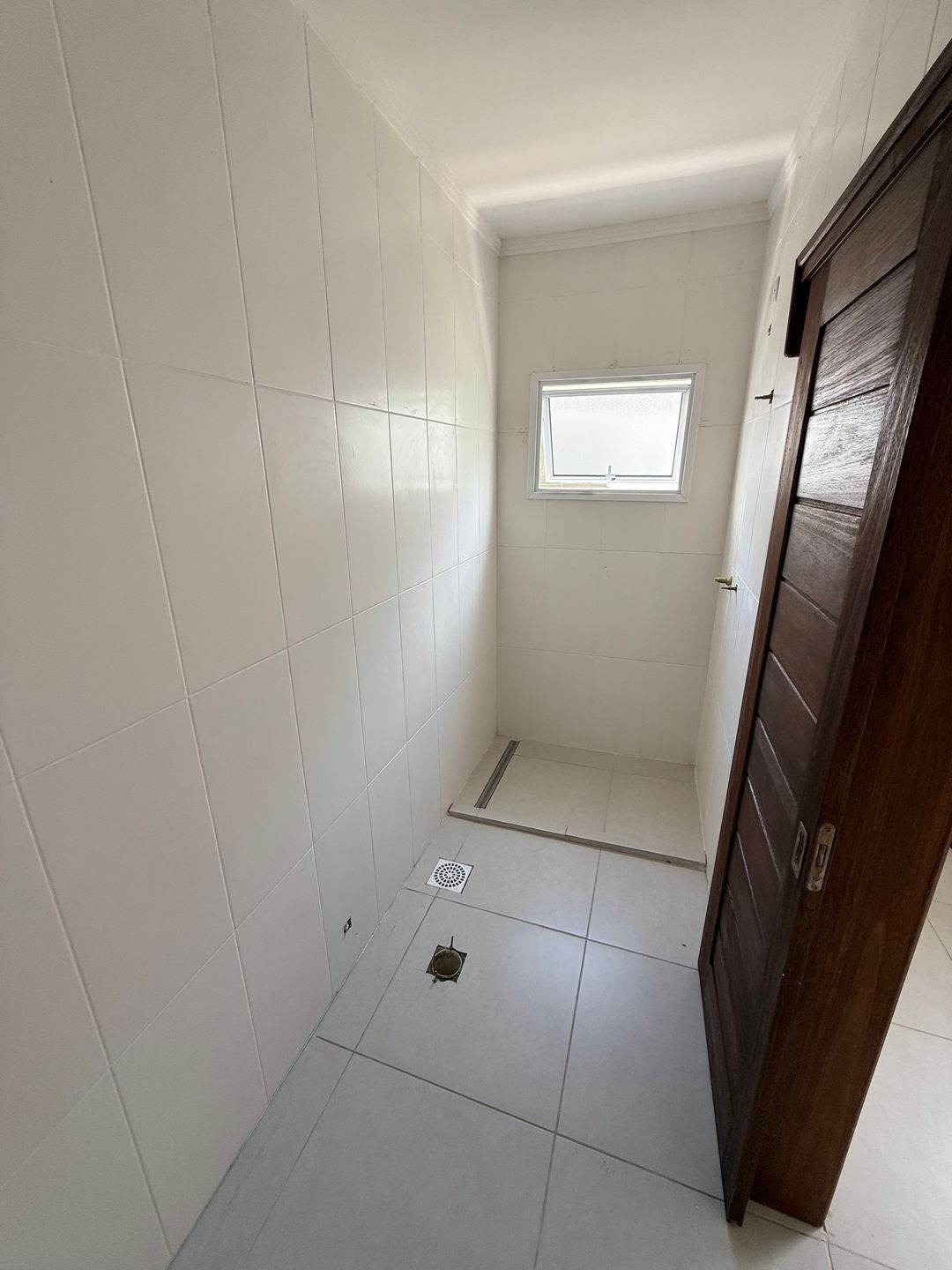 Casa 3 quartos sendo 1 suíte para venda no bairro Camaquã em Porto Alegre