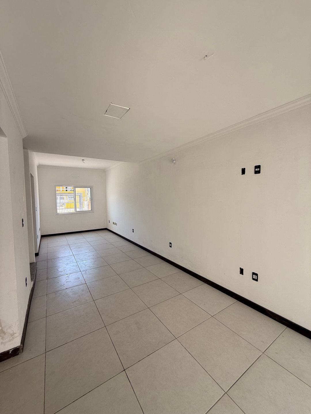 Casa 3 quartos sendo 1 suíte para venda no bairro Camaquã em Porto Alegre