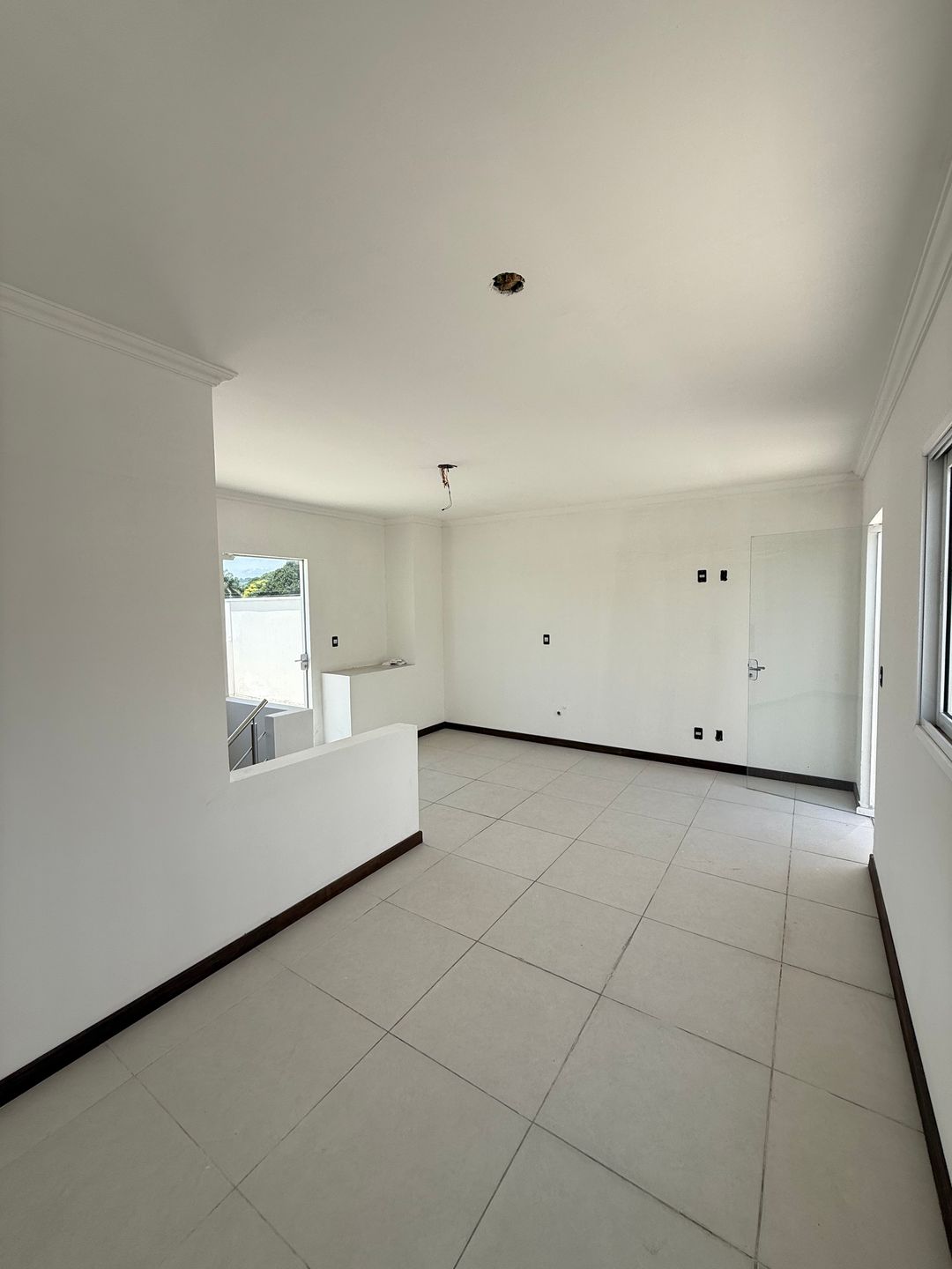 Casa 3 quartos sendo 1 suíte para venda no bairro Camaquã em Porto Alegre