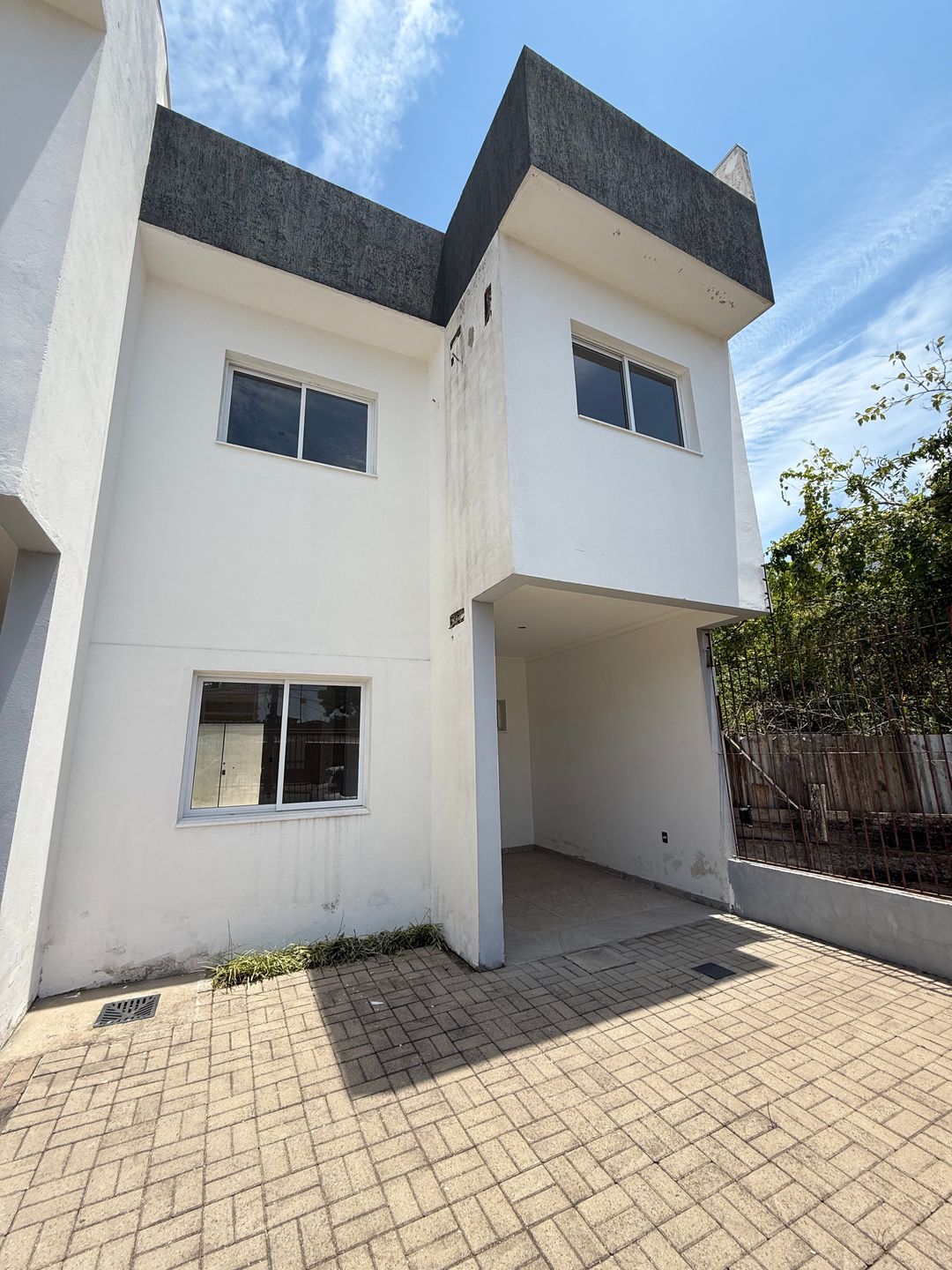 Casa 3 quartos sendo 1 suíte para venda no bairro Camaquã em Porto Alegre