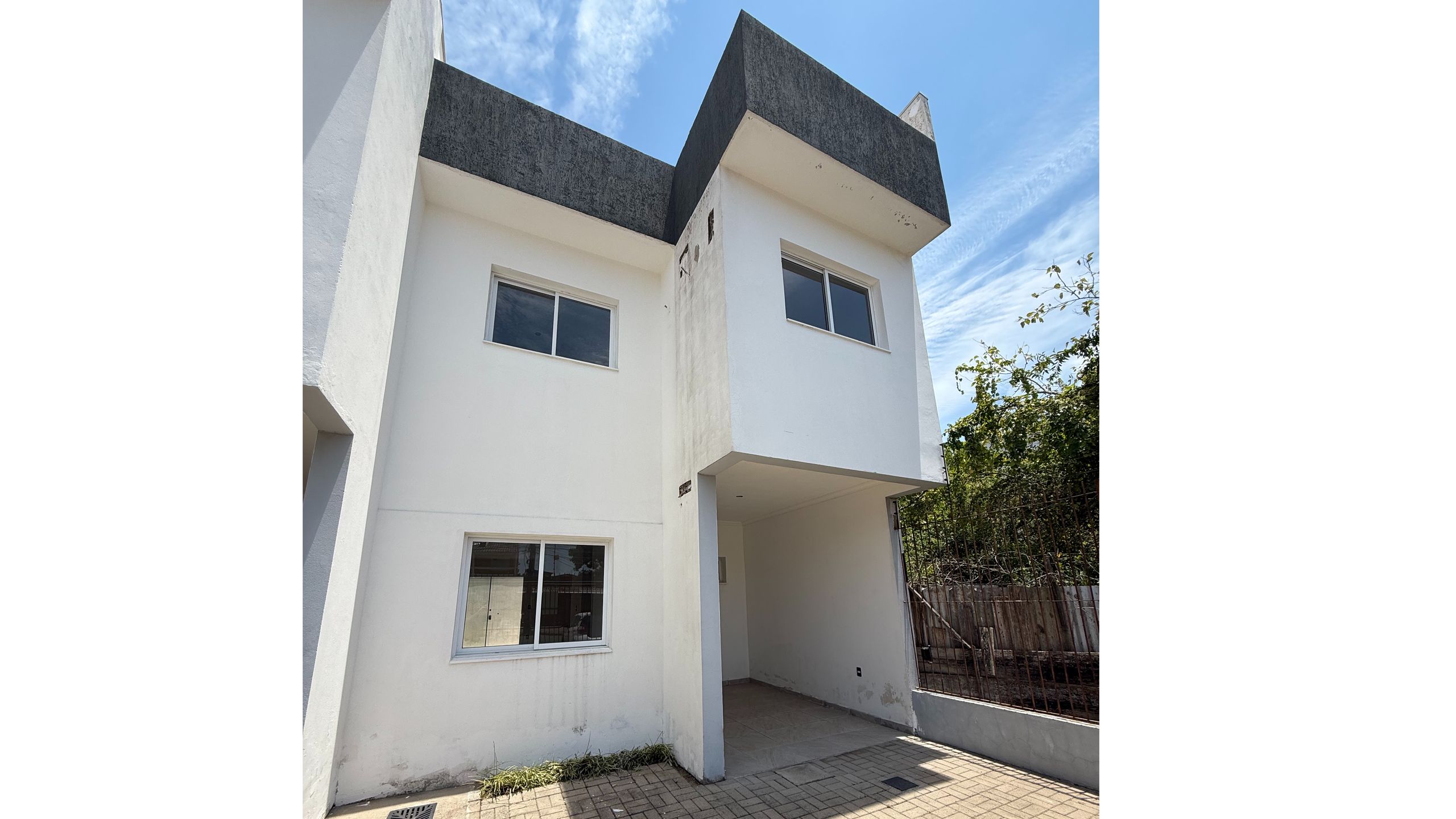 Casa 3 quartos sendo 1 suíte para venda no bairro Camaquã em Porto Alegre