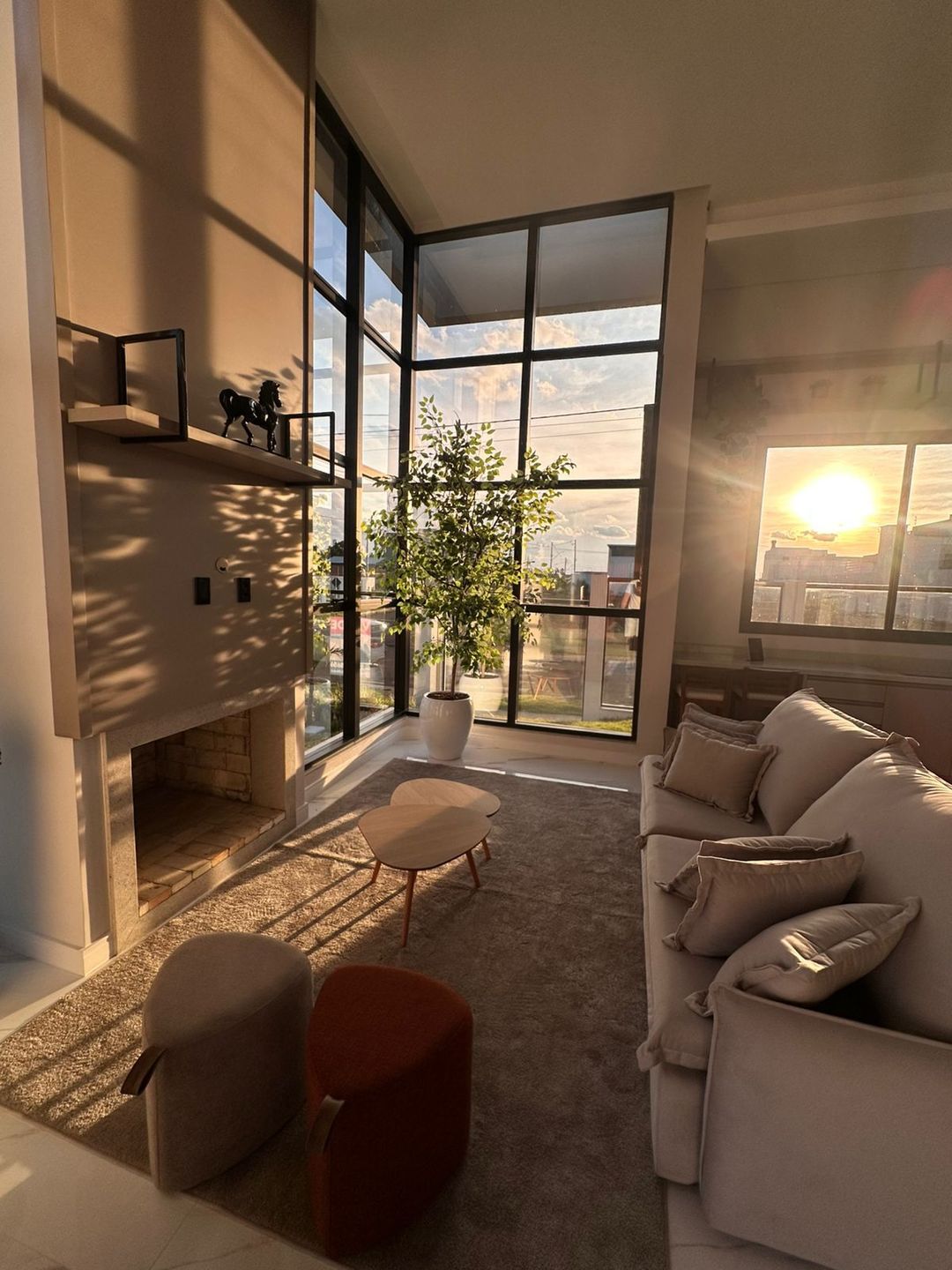 Casa 2 quartos sendo 1 suíte para venda no bairro São Luiz Gonzaga em Passo Fundo