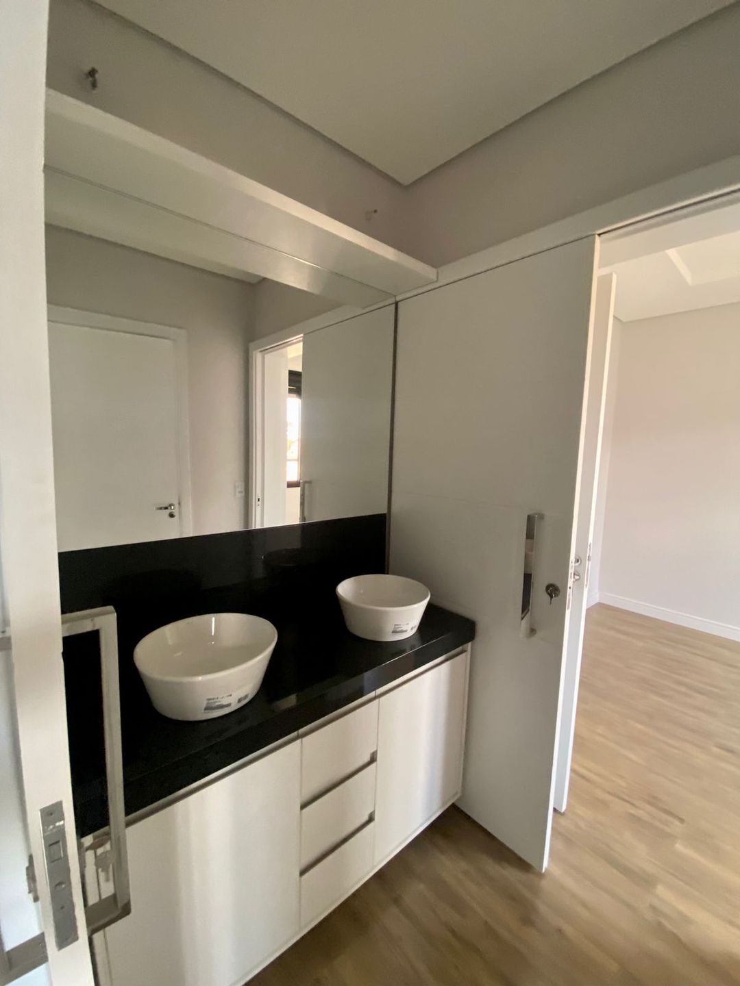 Casa 2 quartos sendo 1 suíte para venda no bairro São Luiz Gonzaga em Passo Fundo