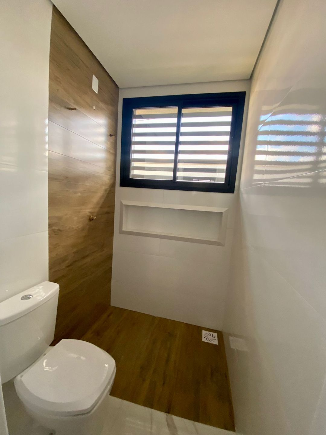 Casa 2 quartos sendo 1 suíte para venda no bairro São Luiz Gonzaga em Passo Fundo