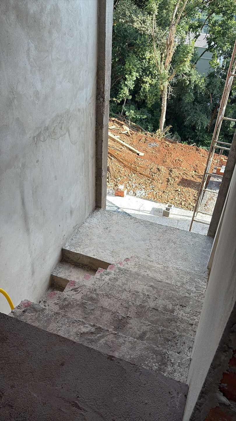Casa para venda no bairro Colina Sorriso em Caxias do Sul