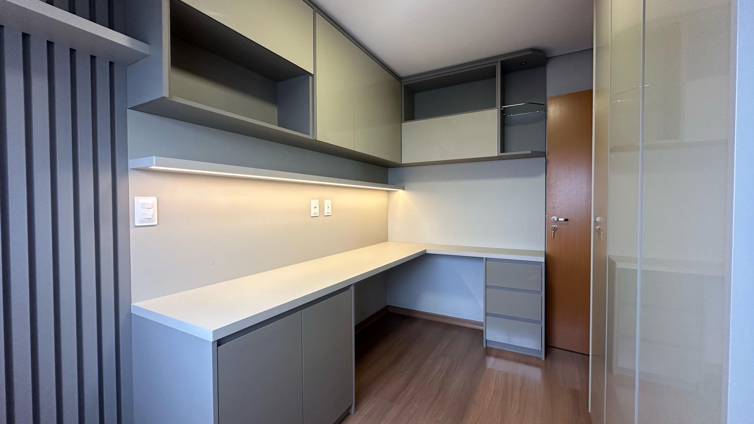 Apartamento à venda com 2 quartos, 75m² - Foto 20