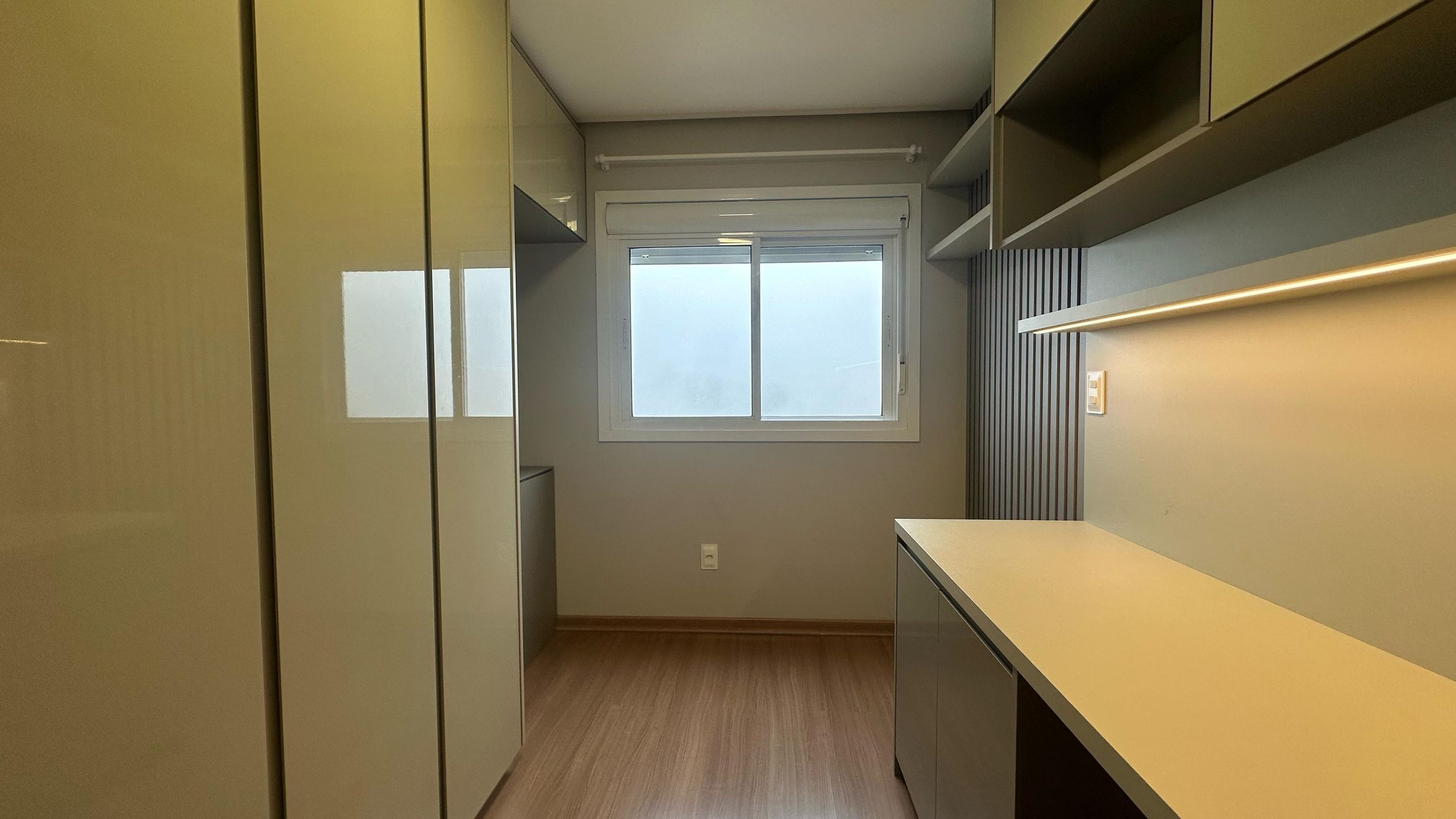 Apartamento à venda com 2 quartos, 75m² - Foto 18