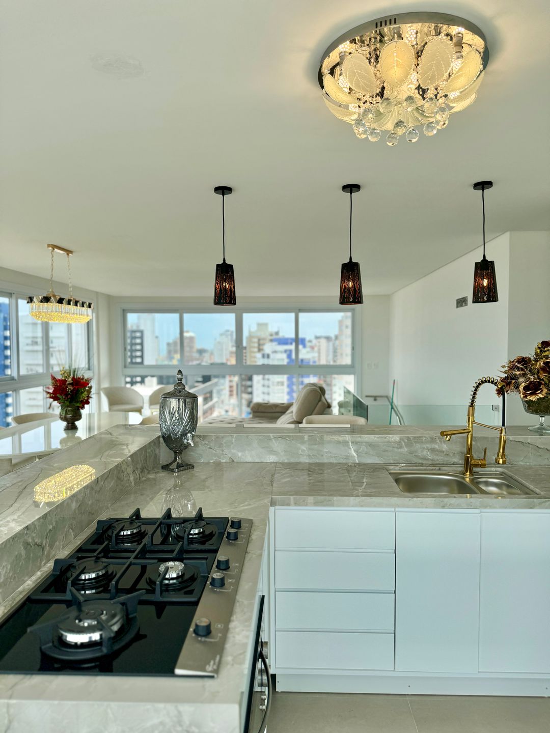 Cobertura 3 quartos sendo 3 suítes para venda no bairro Praia Grande em Torres