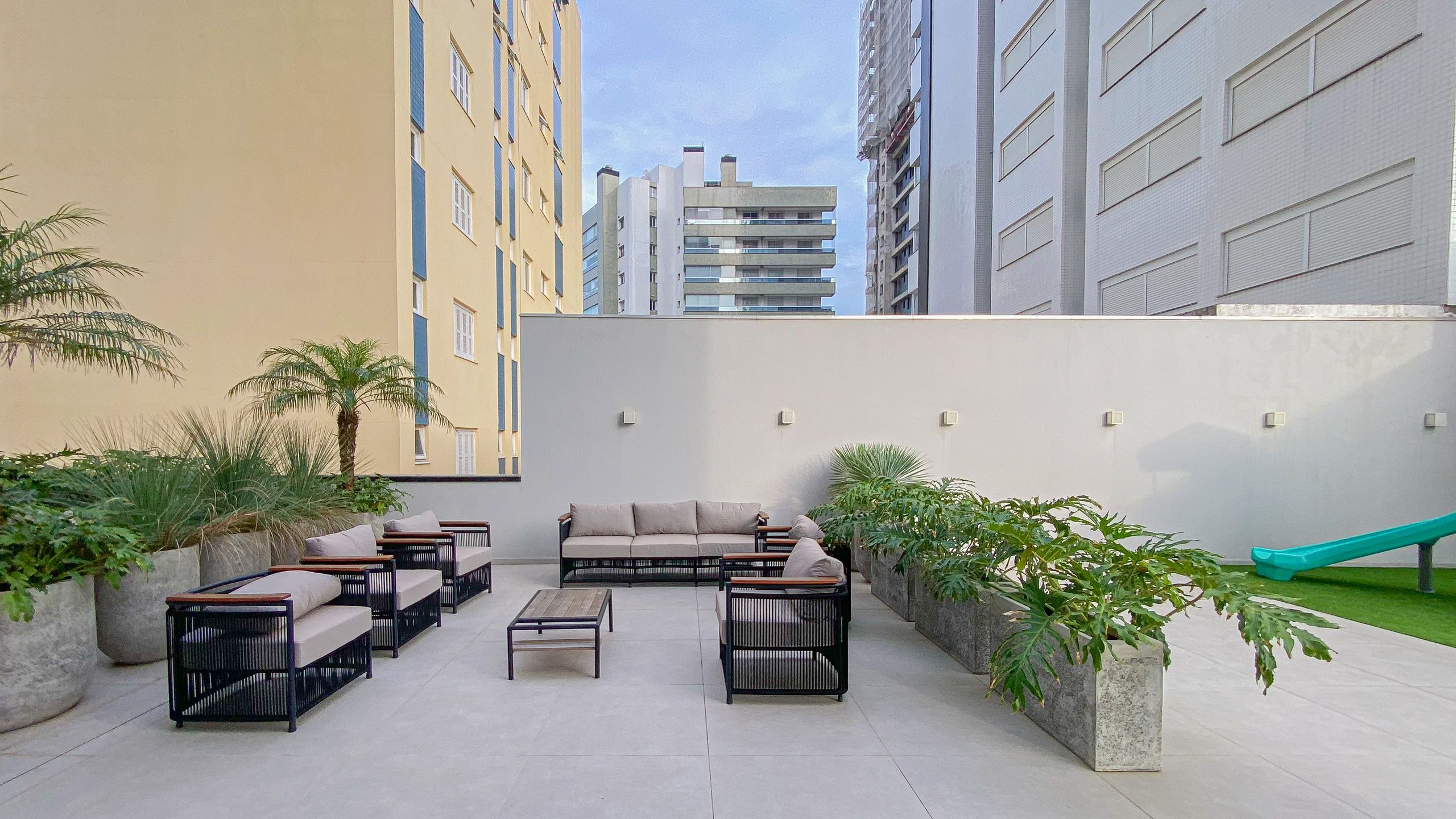 Apartamento 3 quartos sendo 1 suíte para venda no bairro Centro em Torres