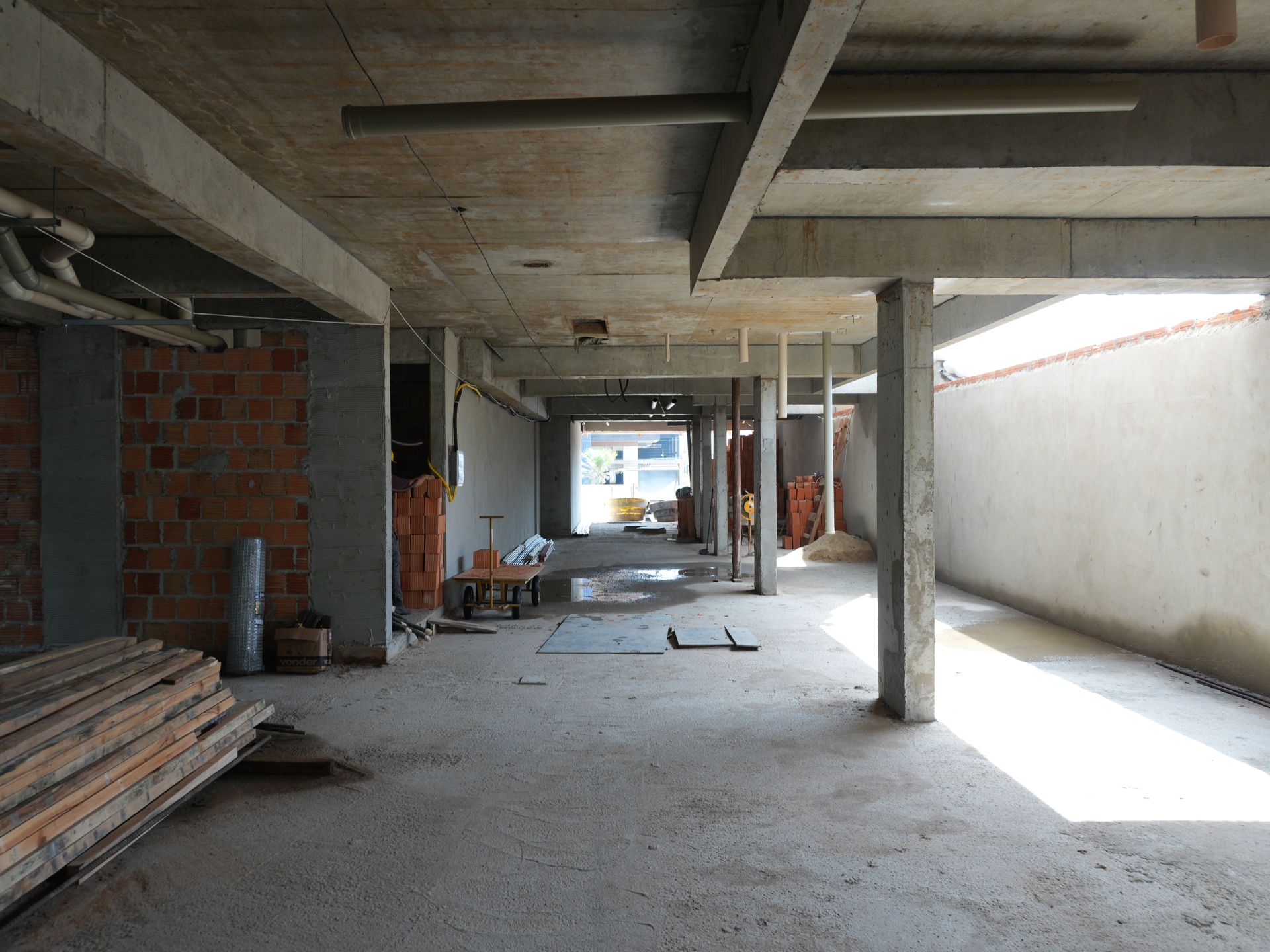 Apartamento 3 quartos sendo 3 suítes para venda no bairro Praia Grande em Torres