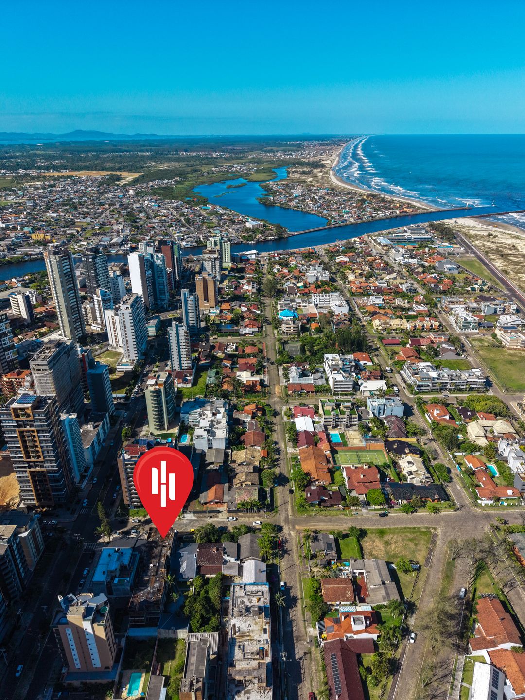 Apartamento 4 quartos sendo 4 suítes para venda no bairro Praia Grande em Torres