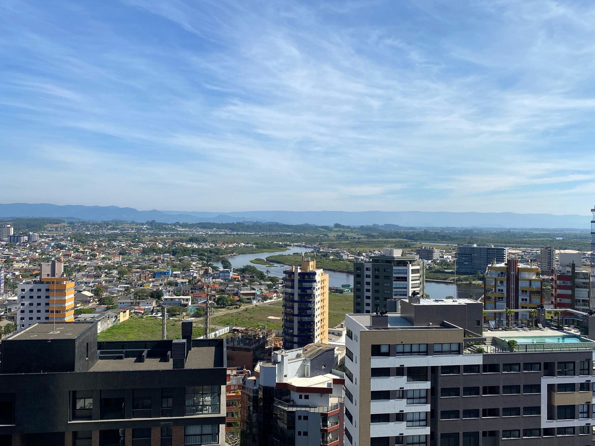 Apartamento 3 quartos sendo 1 suíte para venda no bairro Predial em Torres