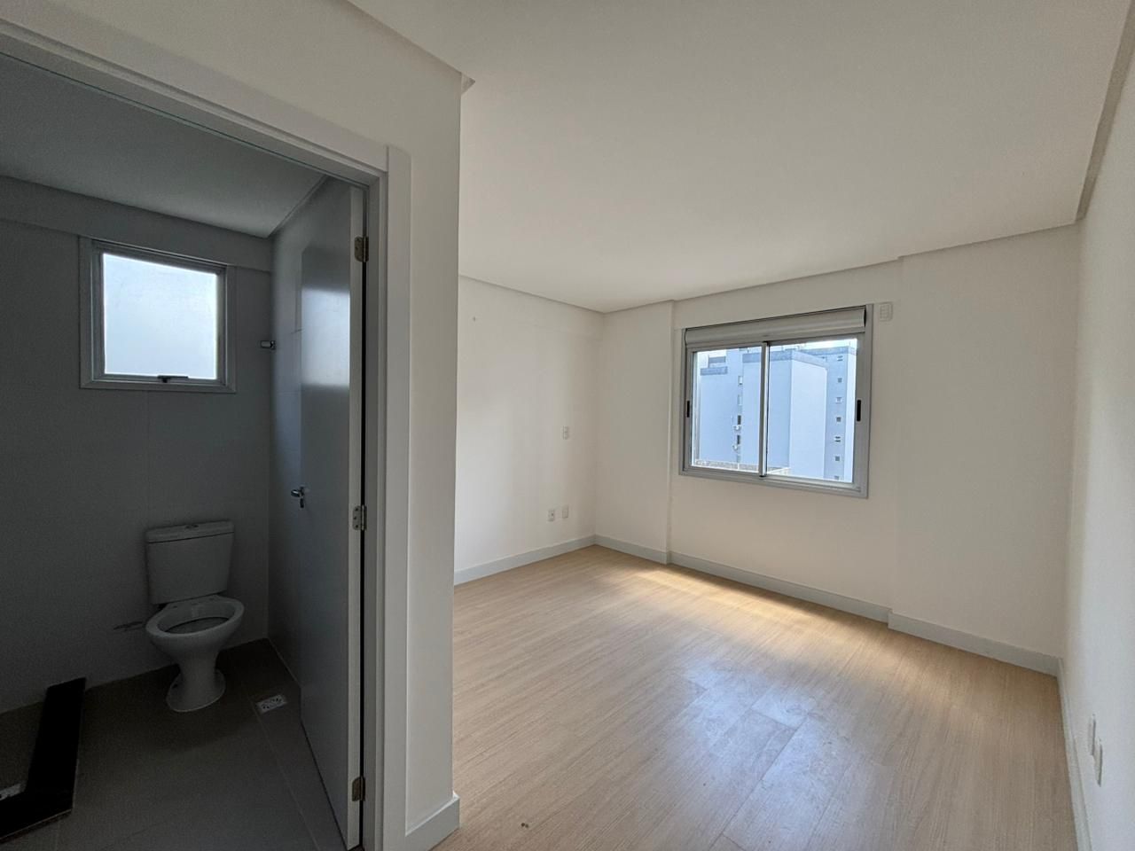 Apartamento 2 quartos sendo 1 suíte para venda no bairro Centro  em Passo Fundo