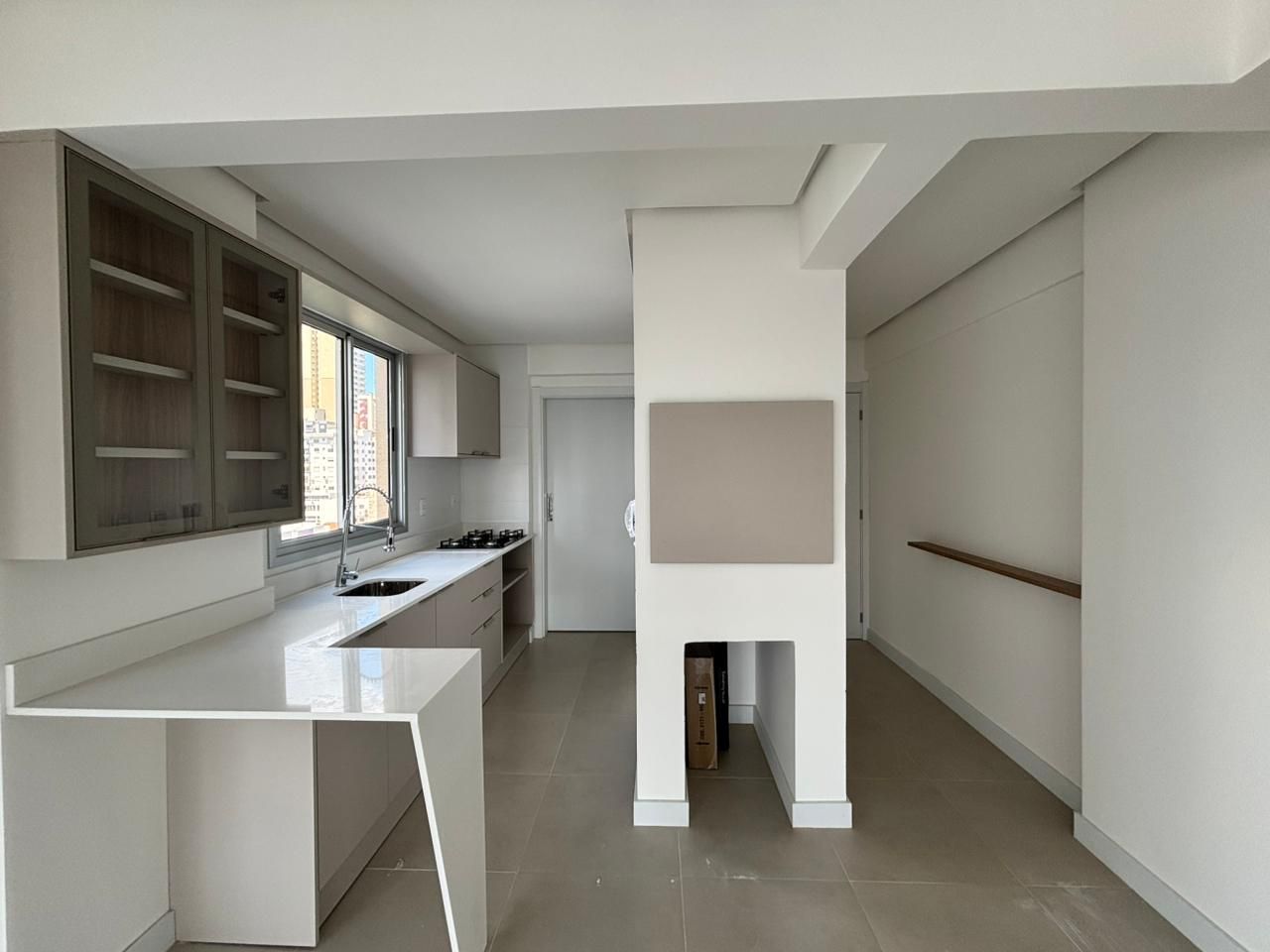 Apartamento 2 quartos sendo 1 suíte para venda no bairro Centro  em Passo Fundo