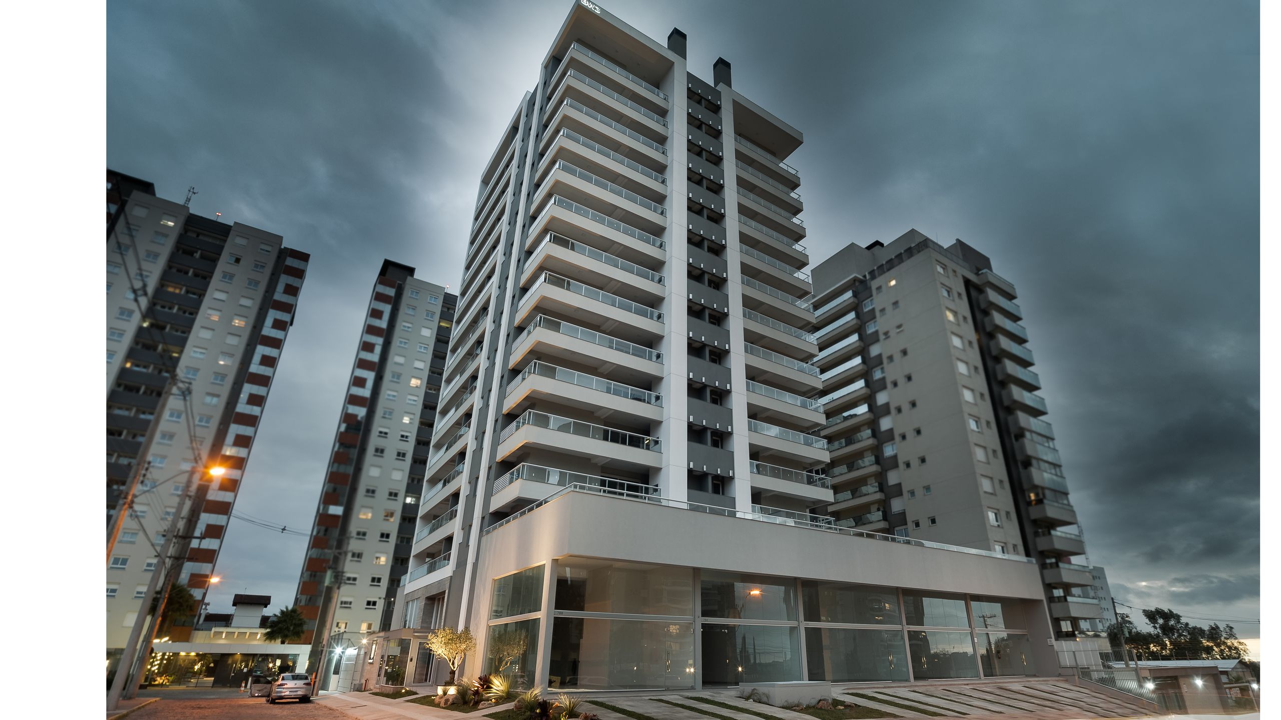 Apartamento 3 quartos sendo 1 suíte para venda no bairro Madureira em Caxias do Sul