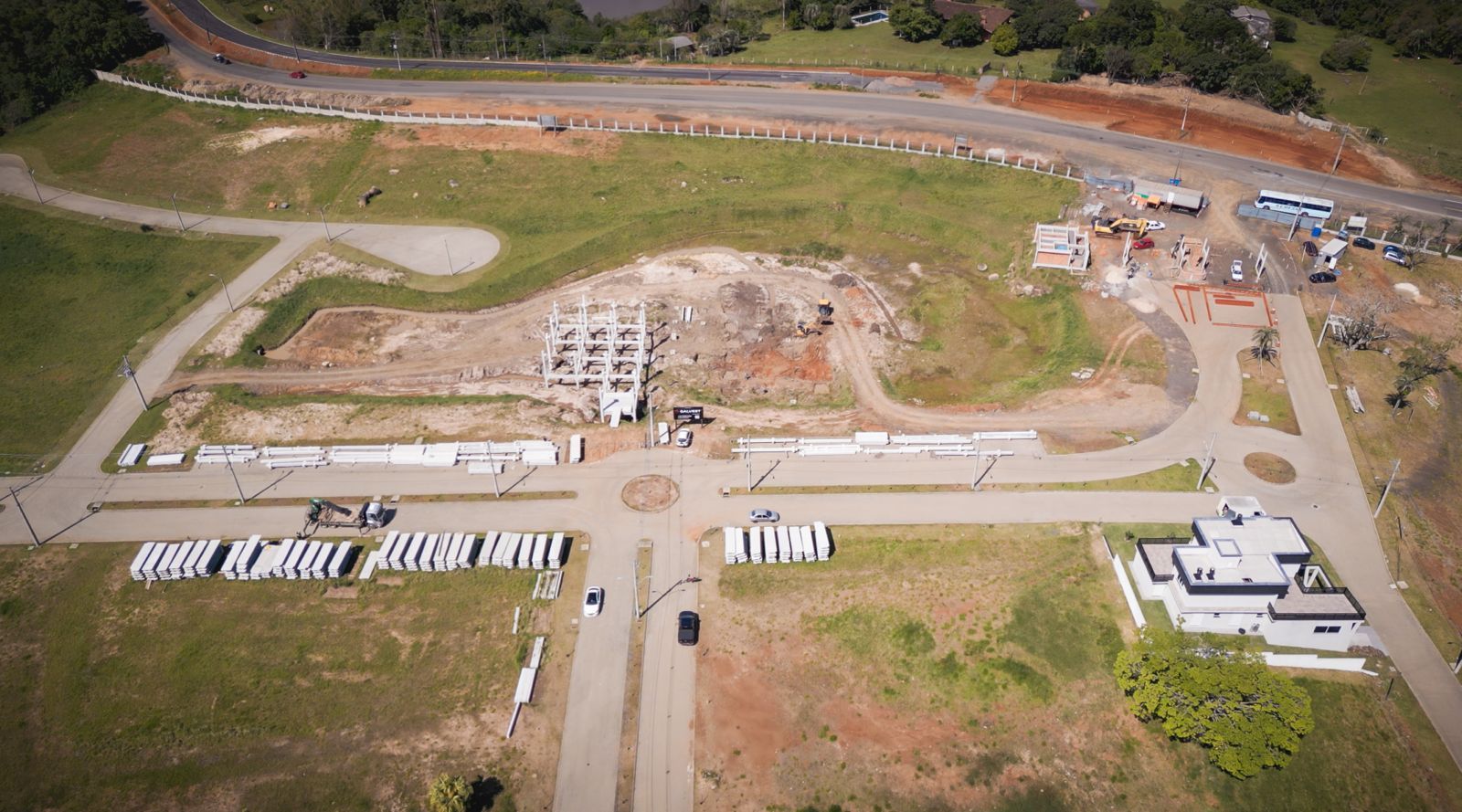 Terreno Padrão para venda no bairro Lomba do Pinheiro em Viamão