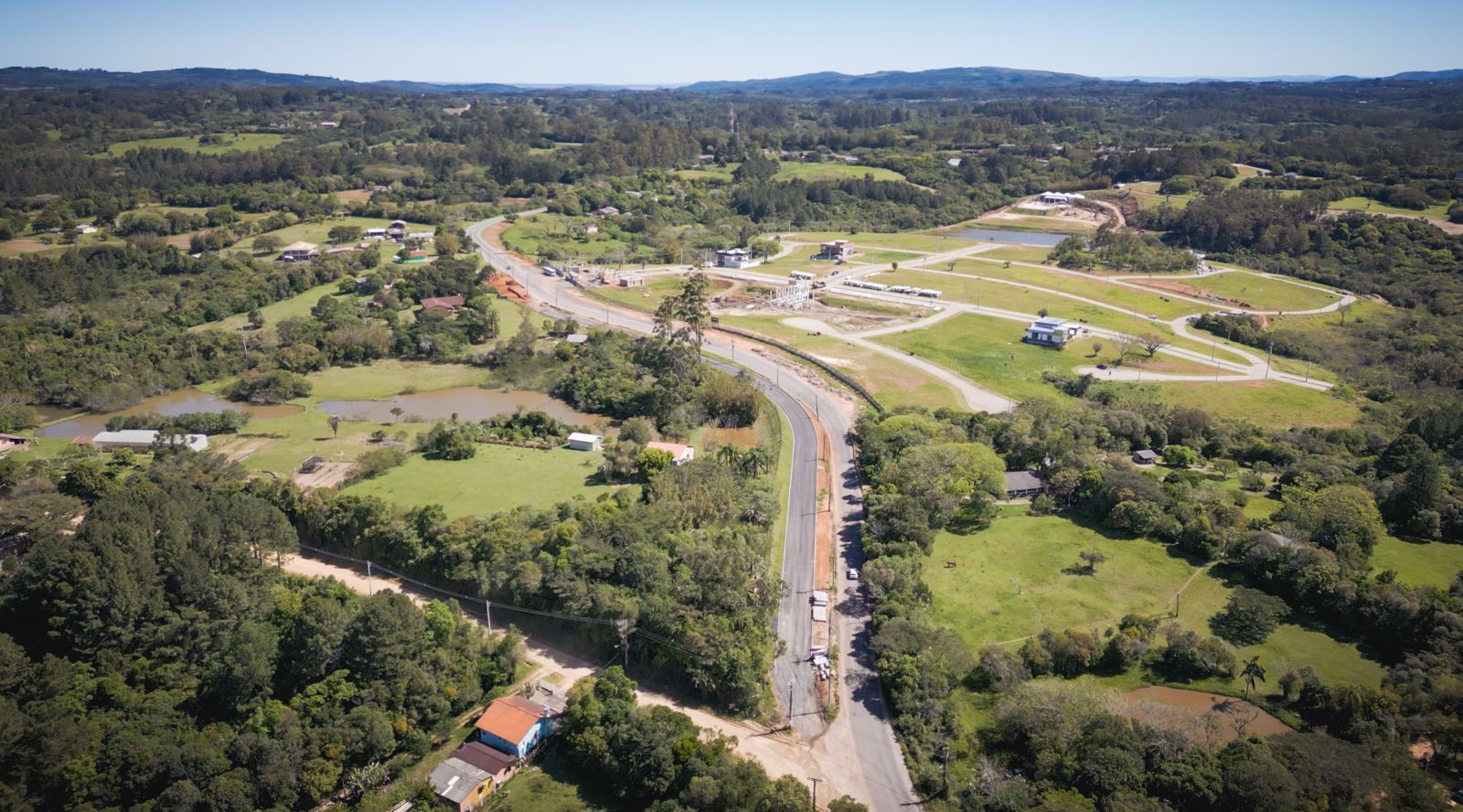 Terreno Padrão para venda no bairro Lomba do Pinheiro em Viamão