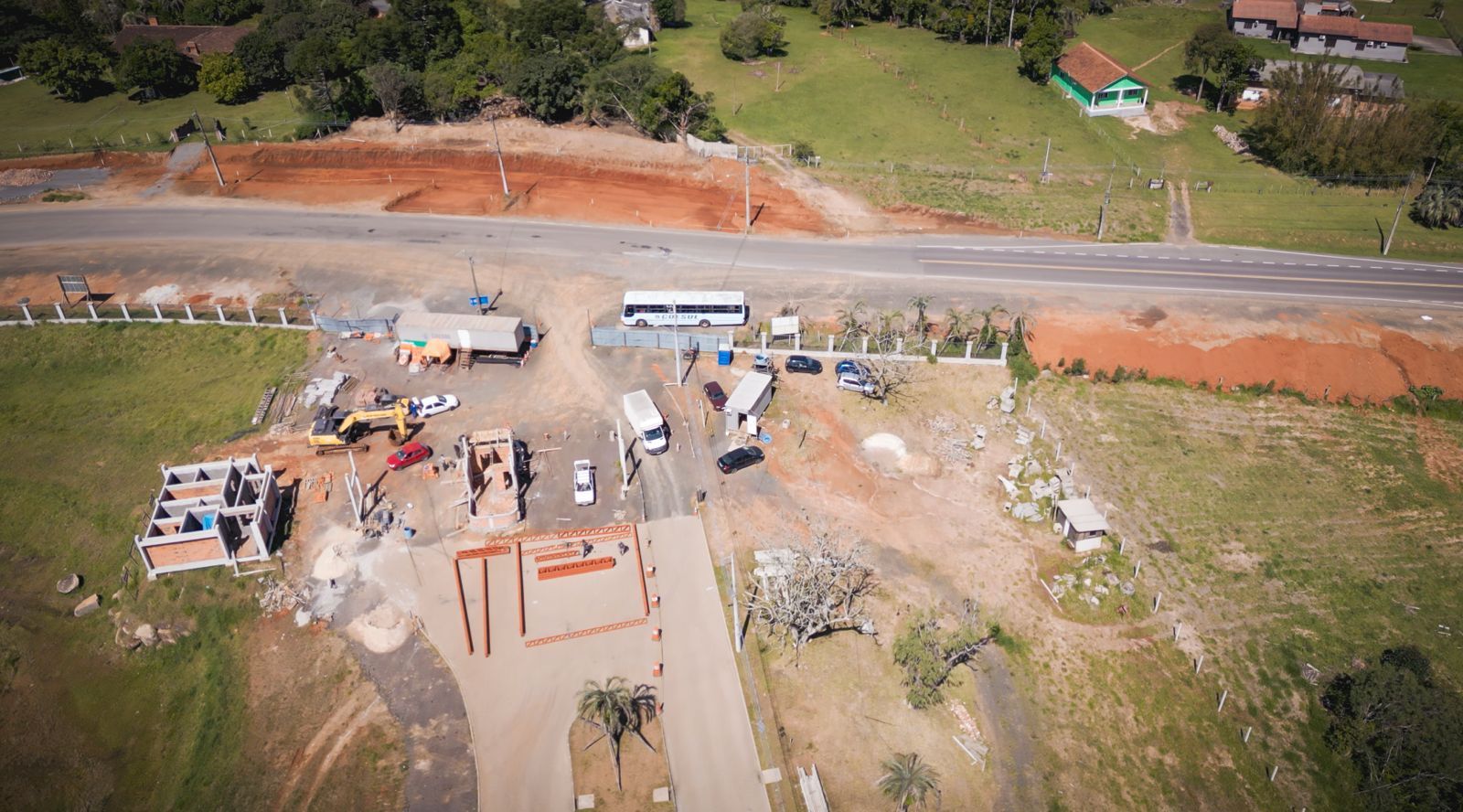 Terreno Padrão para venda no bairro Lomba do Pinheiro em Viamão