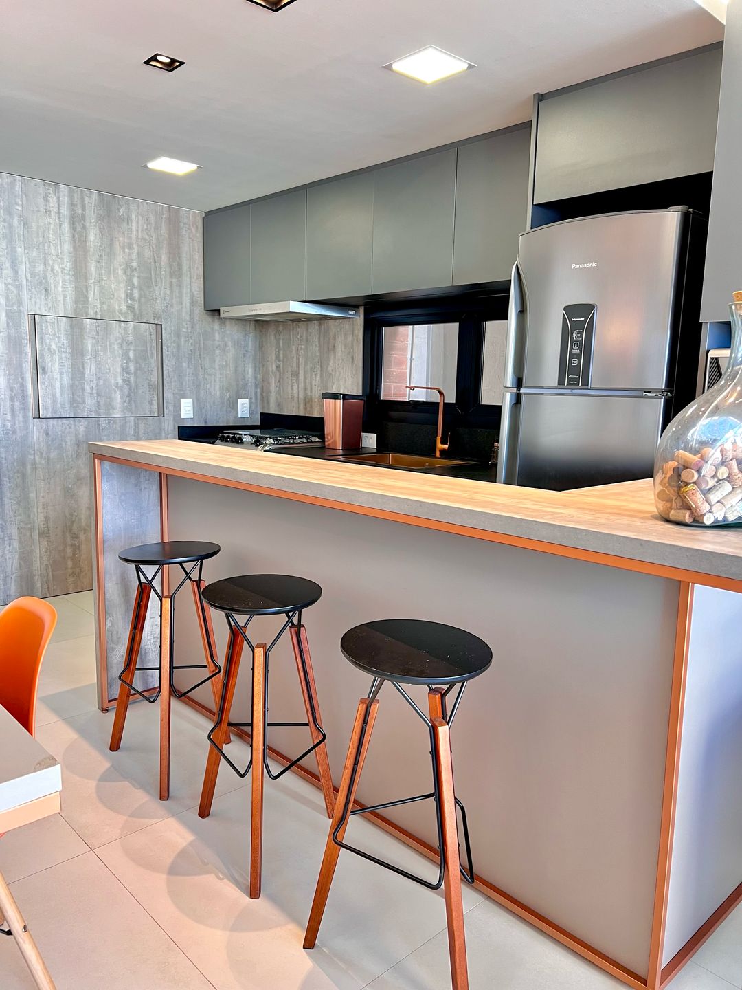 Apartamento 3 quartos sendo 3 suítes para venda no bairro Prainha em Torres