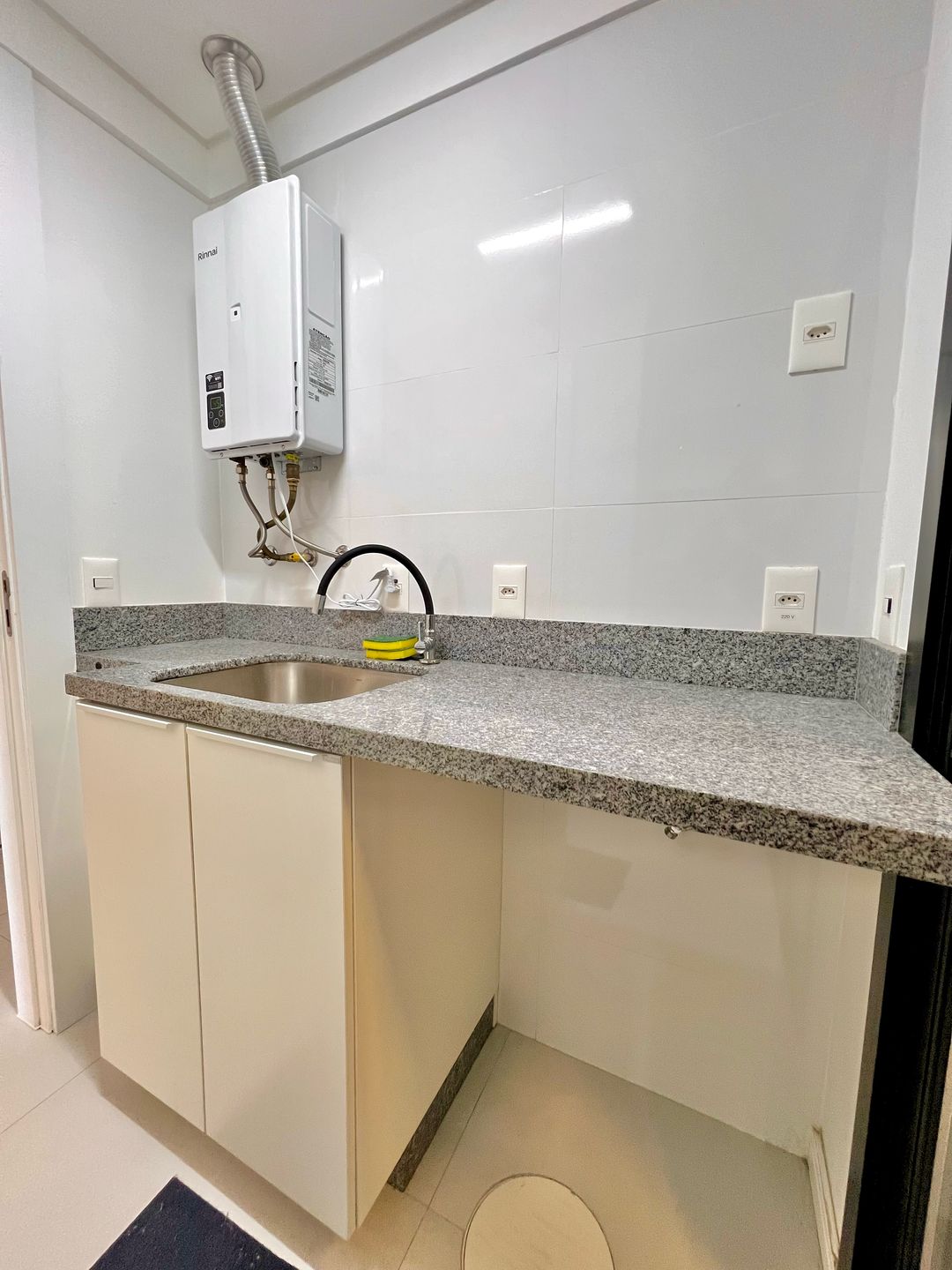 Apartamento 3 quartos sendo 3 suítes para venda no bairro Prainha em Torres