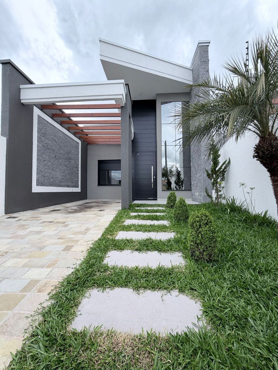 Casa 3 quartos sendo 1 suíte para venda no bairro Petrópolis em Passo Fundo