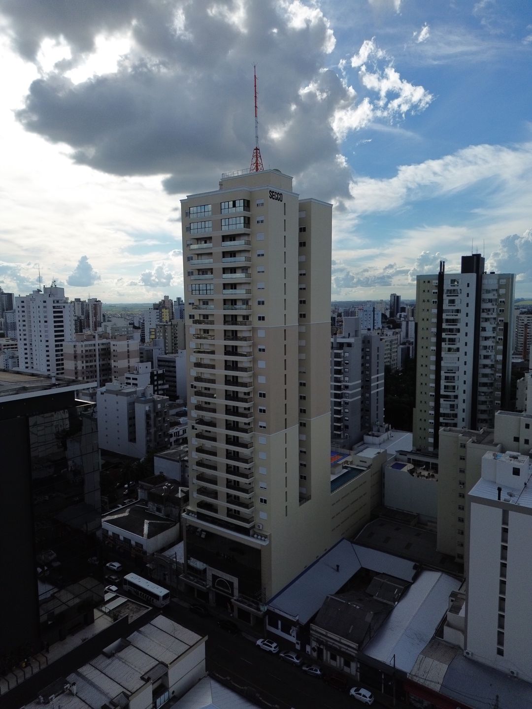Sala Comercial Térrea para venda no bairro Centro  em Passo Fundo