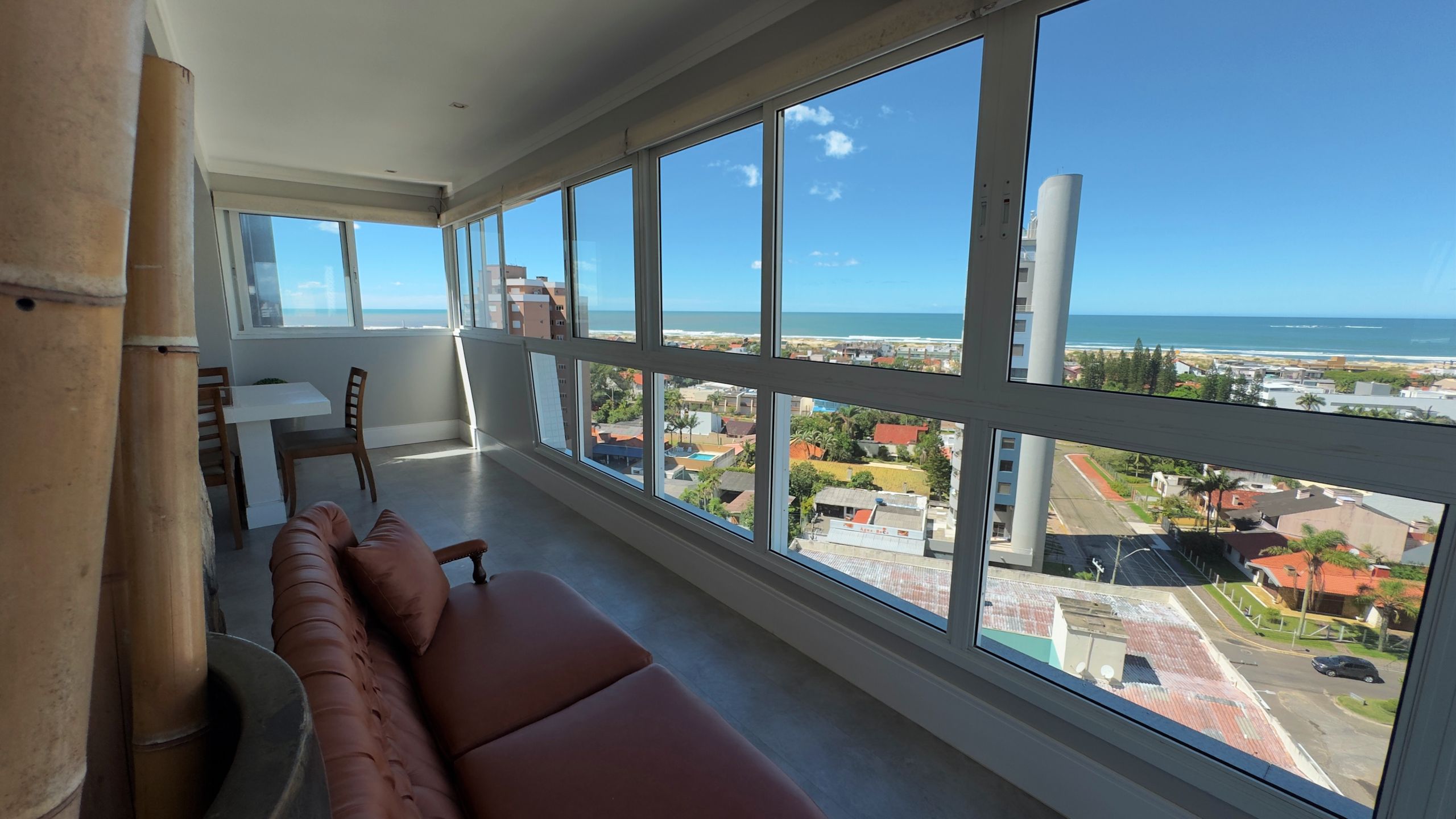 Cobertura para venda no bairro Praia Grande em Torres