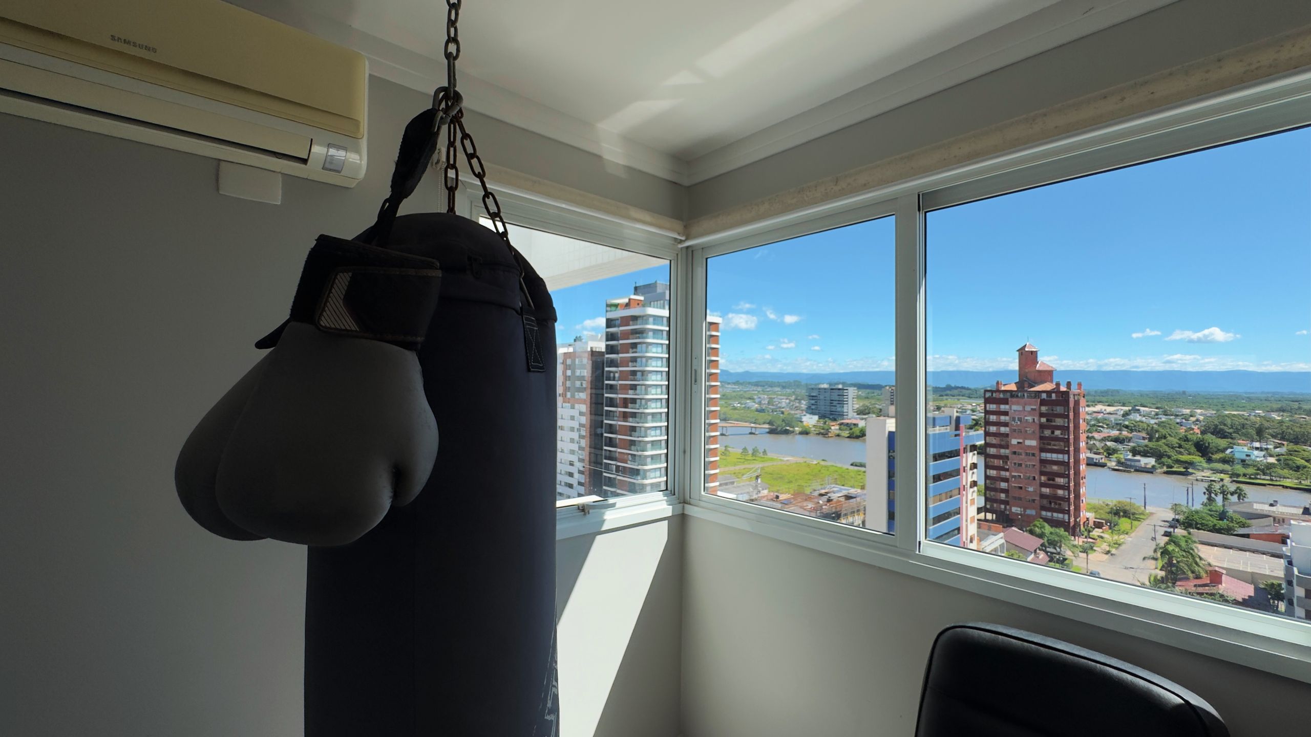 Cobertura para venda no bairro Praia Grande em Torres