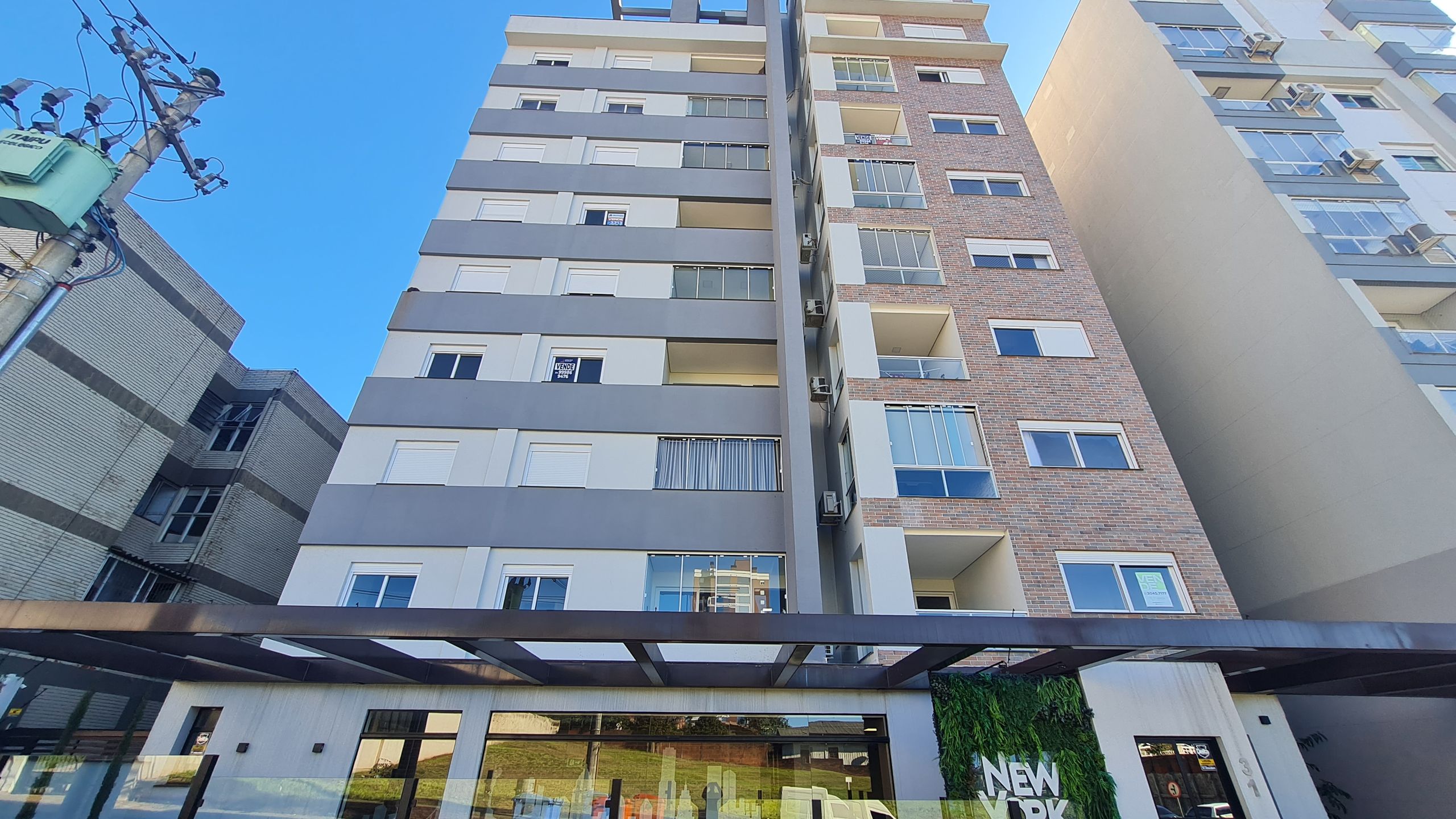 Apartamento 3 quartos sendo 1 suíte para venda no bairro Centro  em Passo Fundo