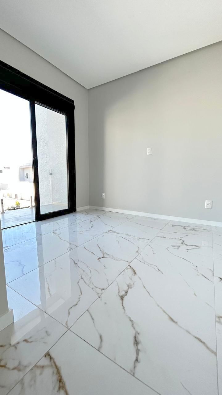 Casa 2 quartos para venda no bairro São Cristovão em Passo Fundo