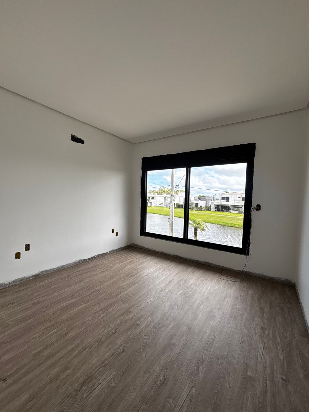 Casa 4 quartos sendo 4 suítes para venda no bairro Itapeva em Torres