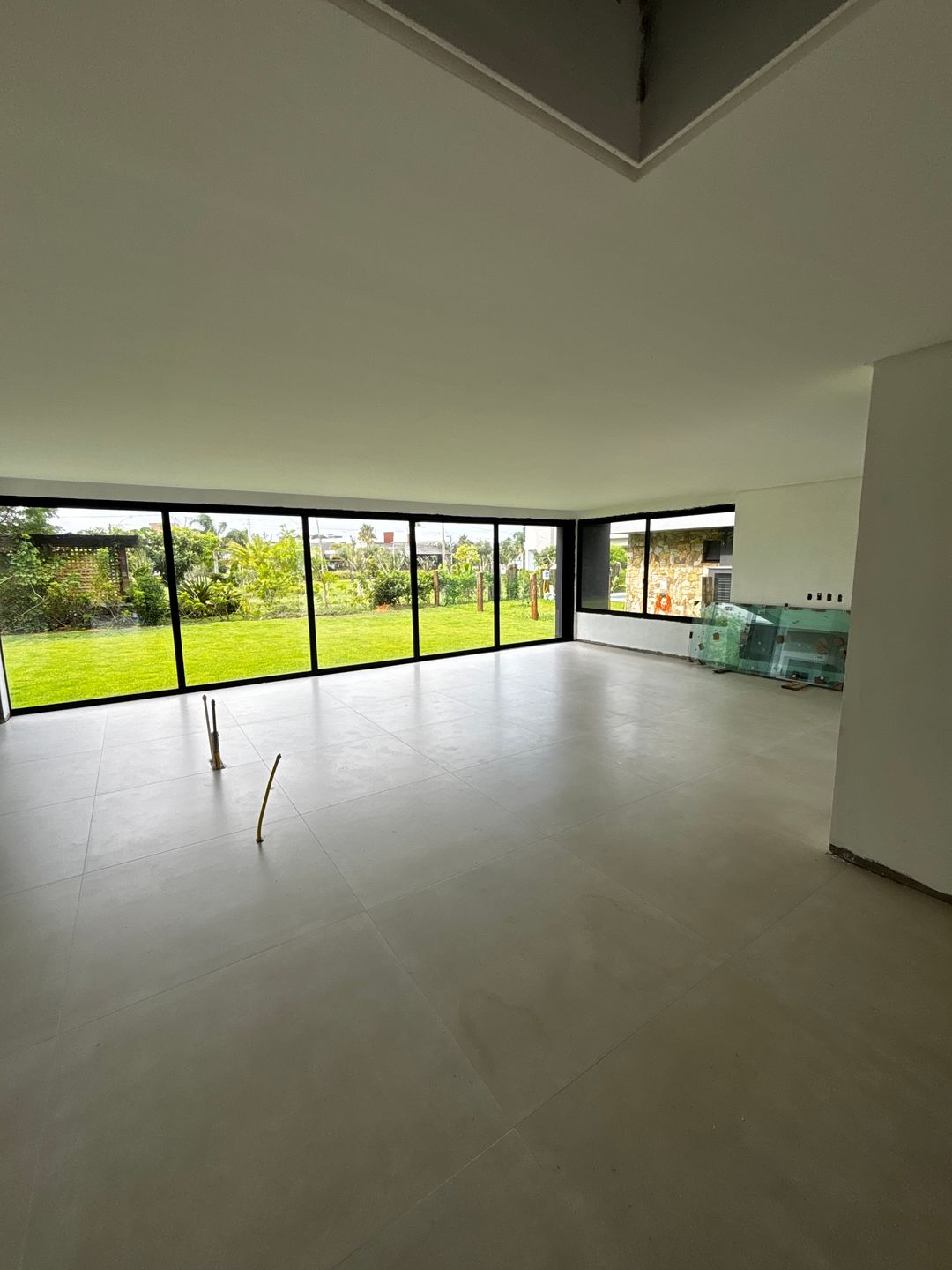 Casa 4 quartos sendo 4 suítes para venda no bairro Itapeva em Torres