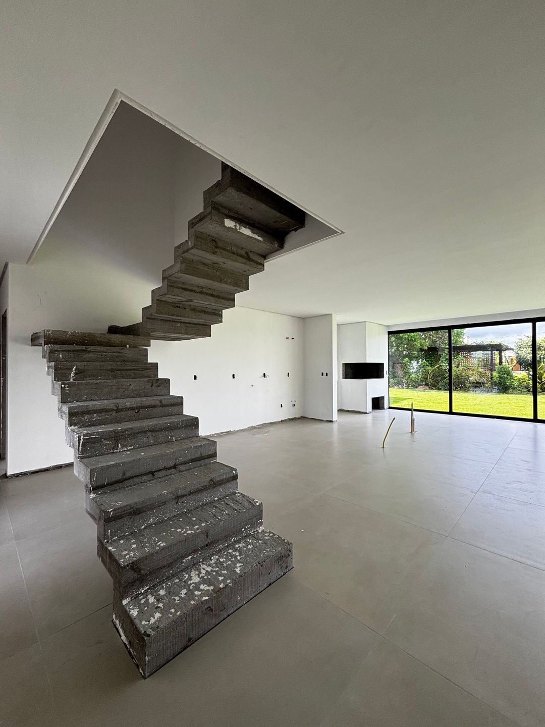 Casa 4 quartos sendo 4 suítes para venda no bairro Itapeva em Torres