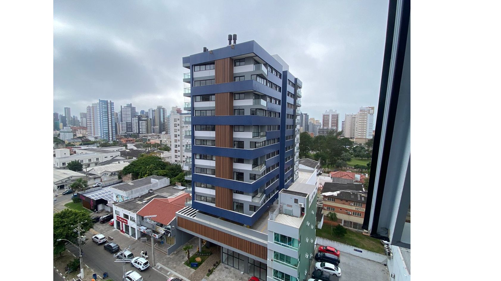 Apartamento 3 quartos sendo 1 suíte para venda no bairro Centro em Torres