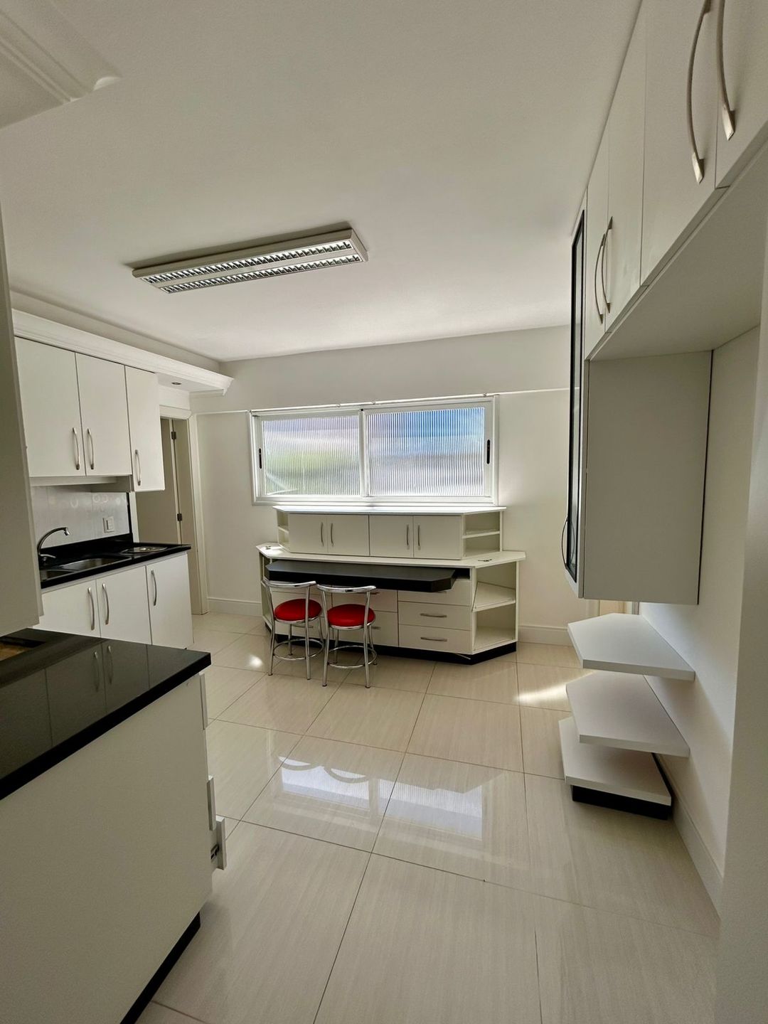 Apartamento 3 quartos sendo 1 suíte para venda no bairro Centro  em Passo Fundo