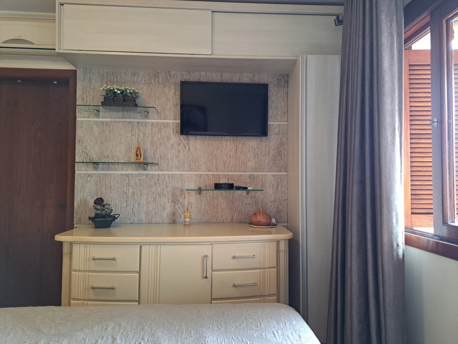 Apartamento 3 quartos sendo 1 suíte para venda no bairro Medianeira em Caxias do Sul