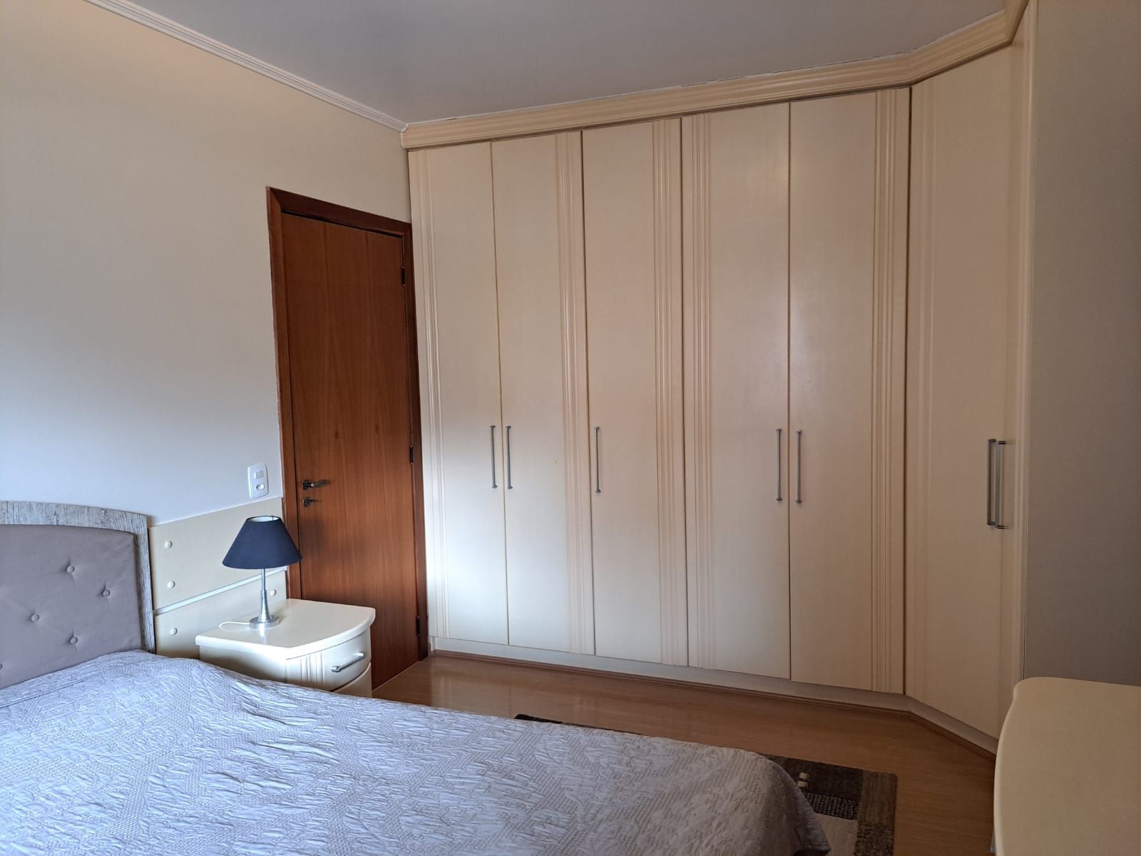 Apartamento 3 quartos sendo 1 suíte para venda no bairro Medianeira em Caxias do Sul