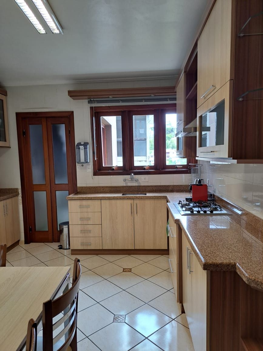 Apartamento 3 quartos sendo 1 suíte para venda no bairro Medianeira em Caxias do Sul