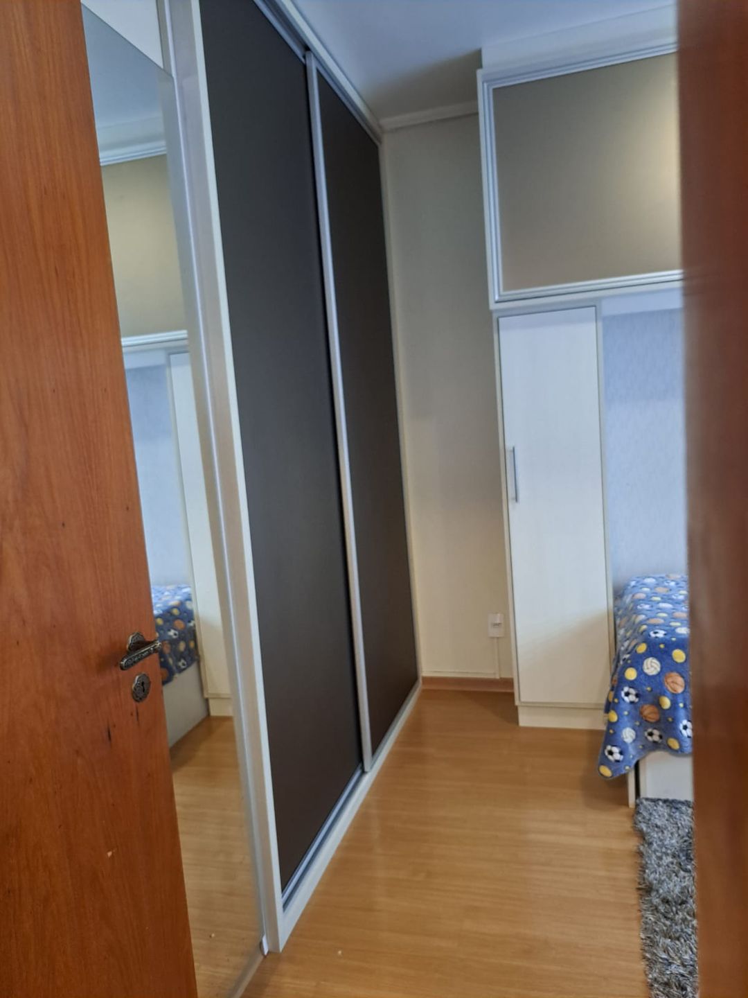 Apartamento 3 quartos sendo 1 suíte para venda no bairro Medianeira em Caxias do Sul