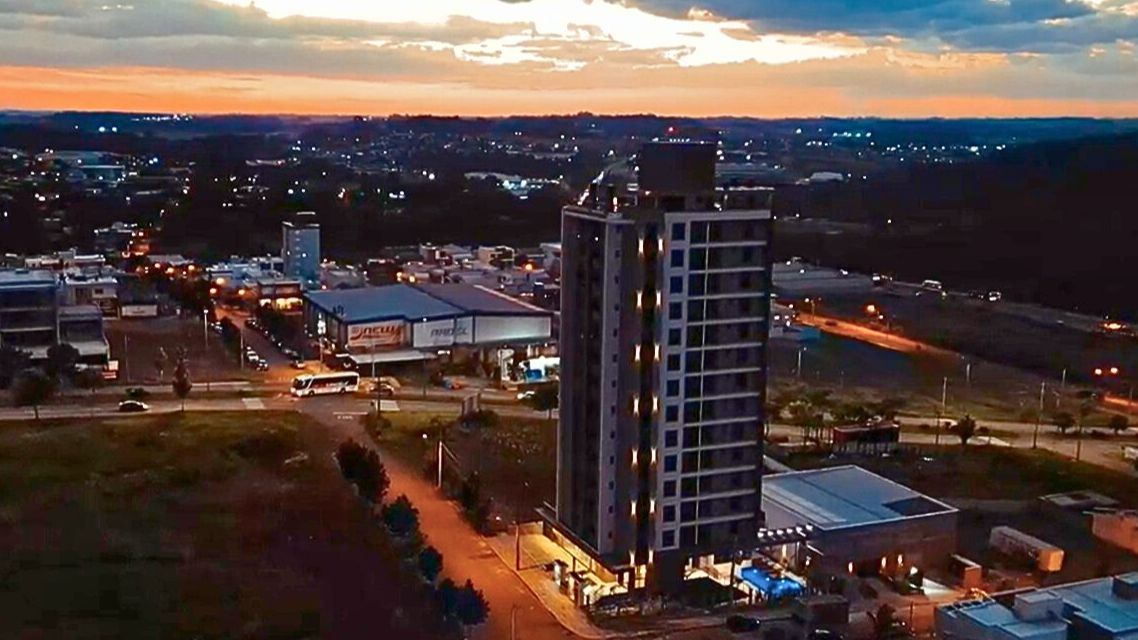 Apartamento 2 quartos sendo 1 suíte para venda no bairro Cidade Nova em Passo Fundo