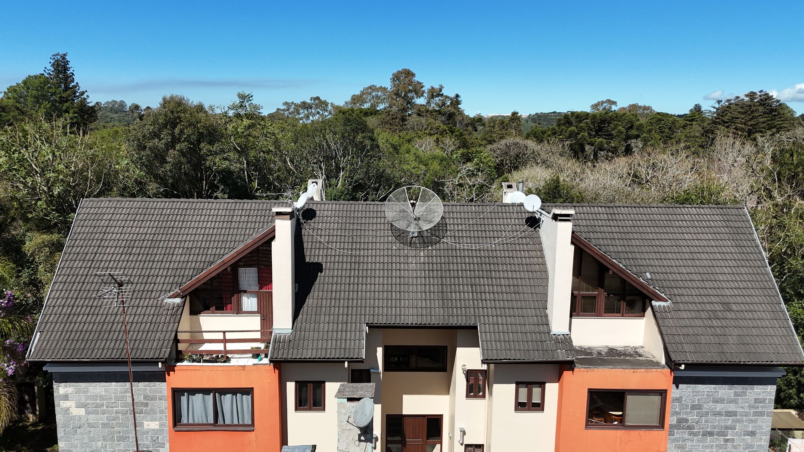 Apartamento 2 quartos sendo 1 suíte para venda no bairro Planalto em Gramado