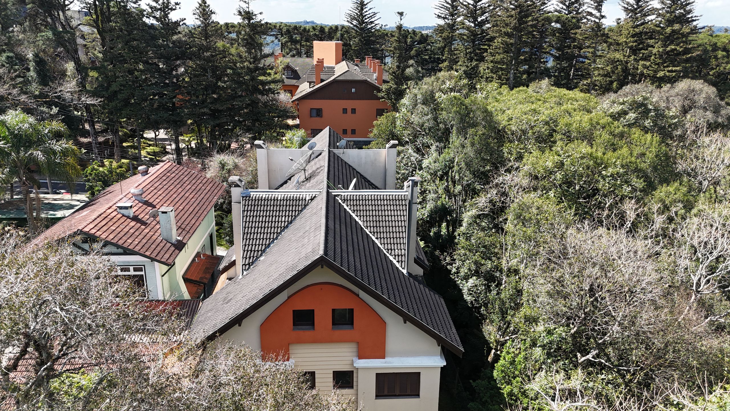 Apartamento 2 quartos sendo 1 suíte para venda no bairro Planalto em Gramado