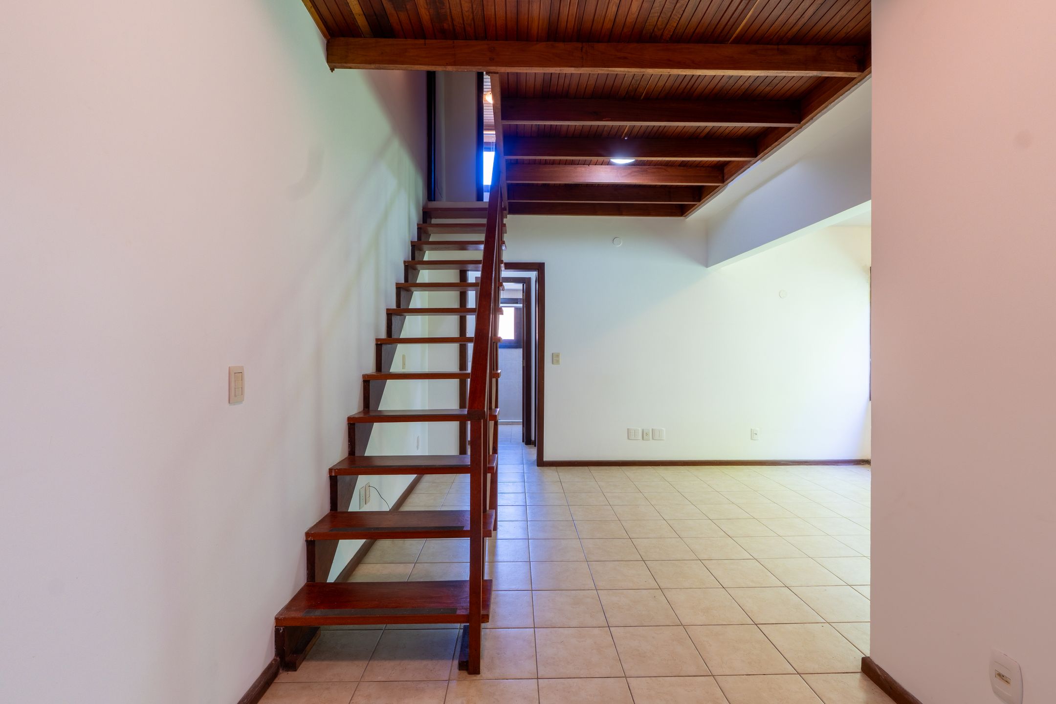 Apartamento 2 quartos sendo 1 suíte para venda no bairro Planalto em Gramado
